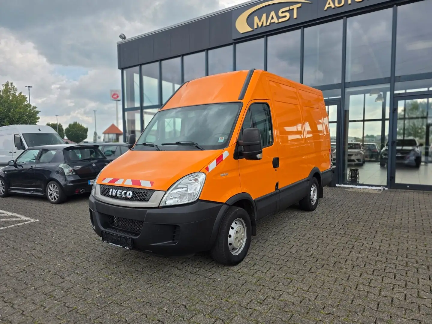 Iveco DAILY MIT HOCHDRUCKPUMPE Portocaliu - 1