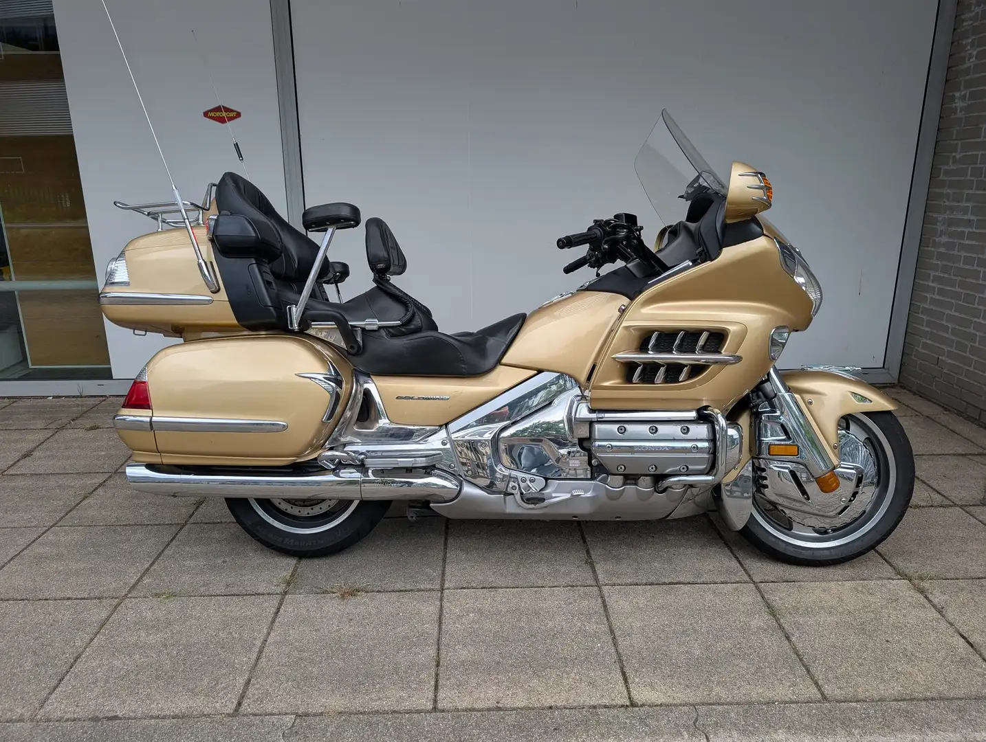 Honda GL 1800 Gold Wing ABS Goud - 1