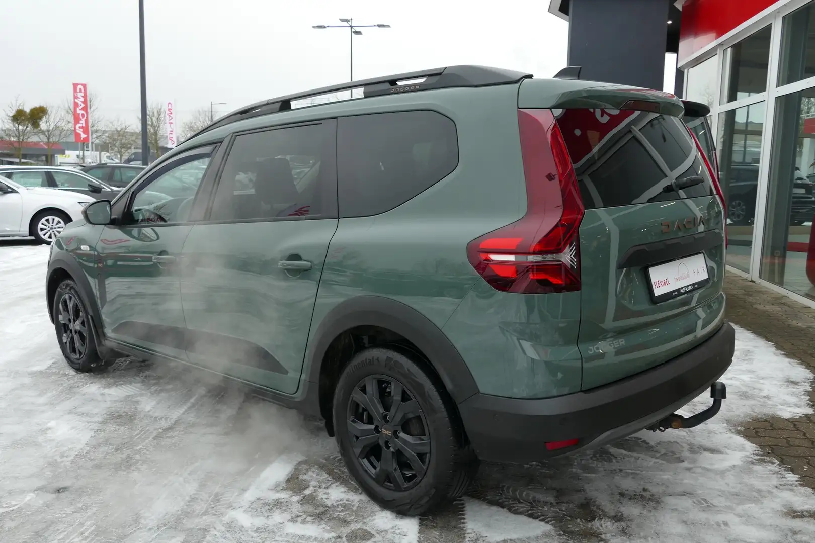 Dacia Jogger 1.0 TCE Extreme+ LED Navi DAB Grün - 2