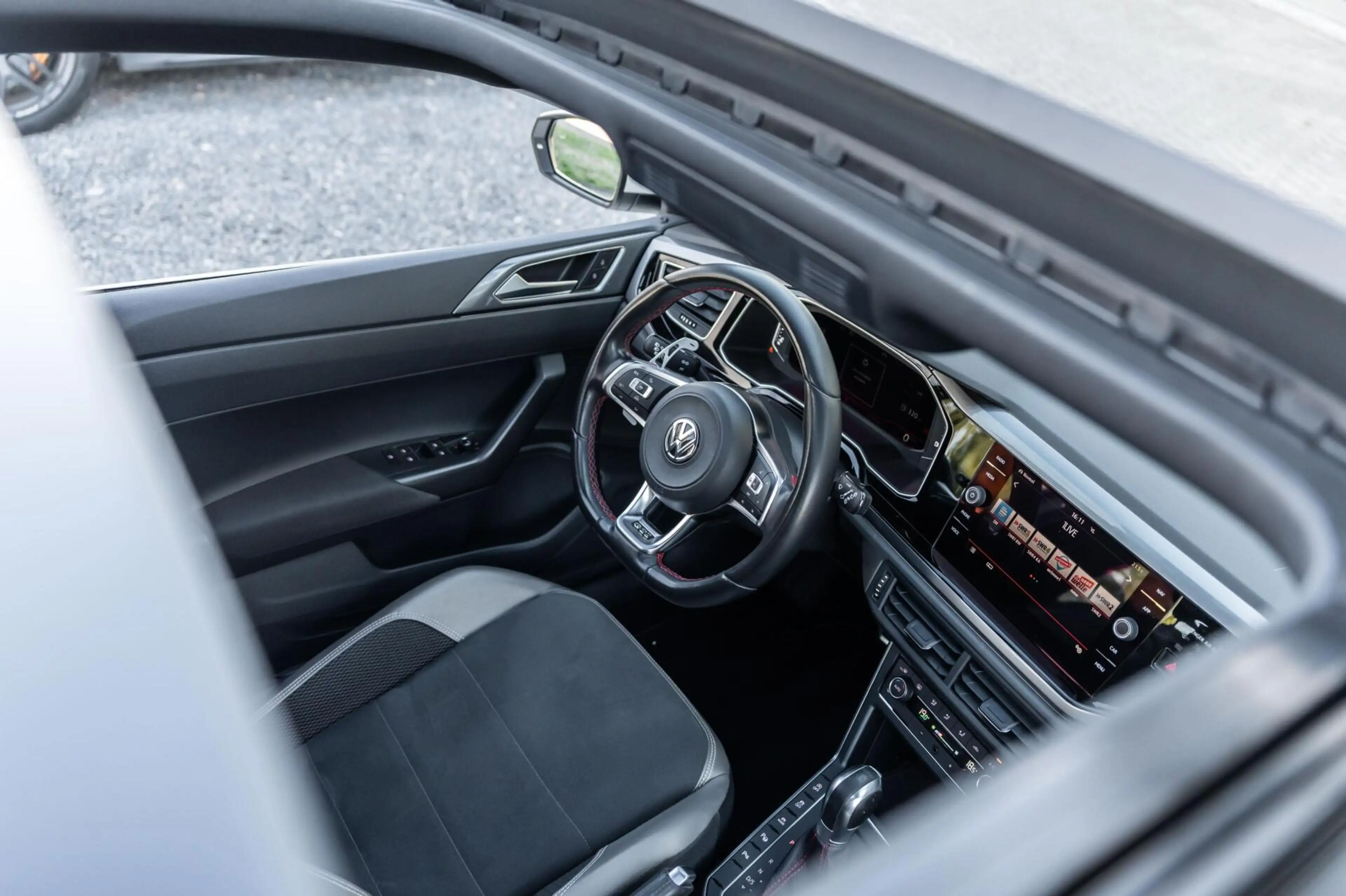 Volkswagen Polo GTI 2.0 TSI Pano DSG Beats ACC Stoelverw — photo 18