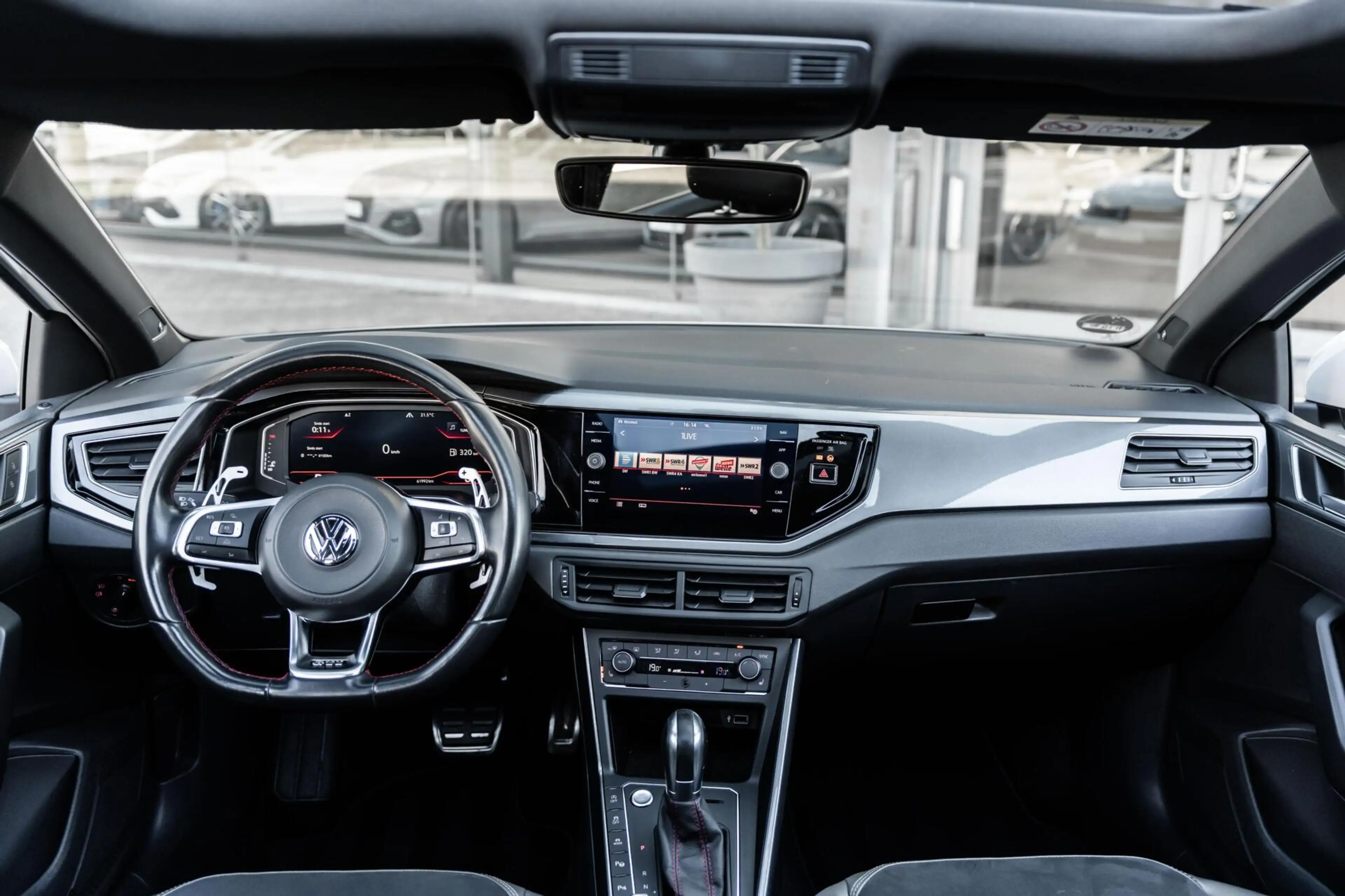 Volkswagen Polo GTI 2.0 TSI Pano DSG Beats ACC Stoelverw — photo 14