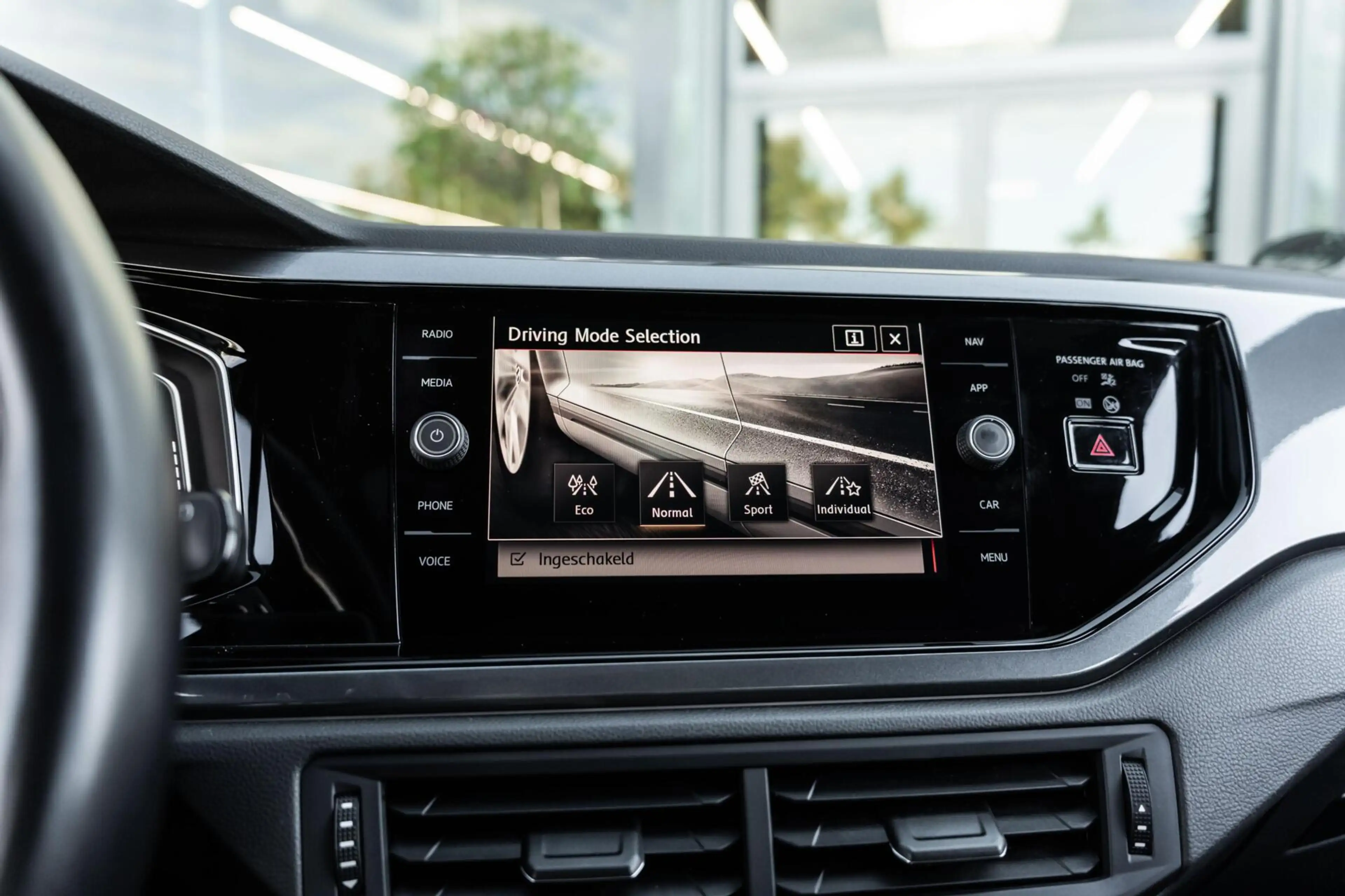 Volkswagen Polo GTI 2.0 TSI Pano DSG Beats ACC Stoelverw — photo 40