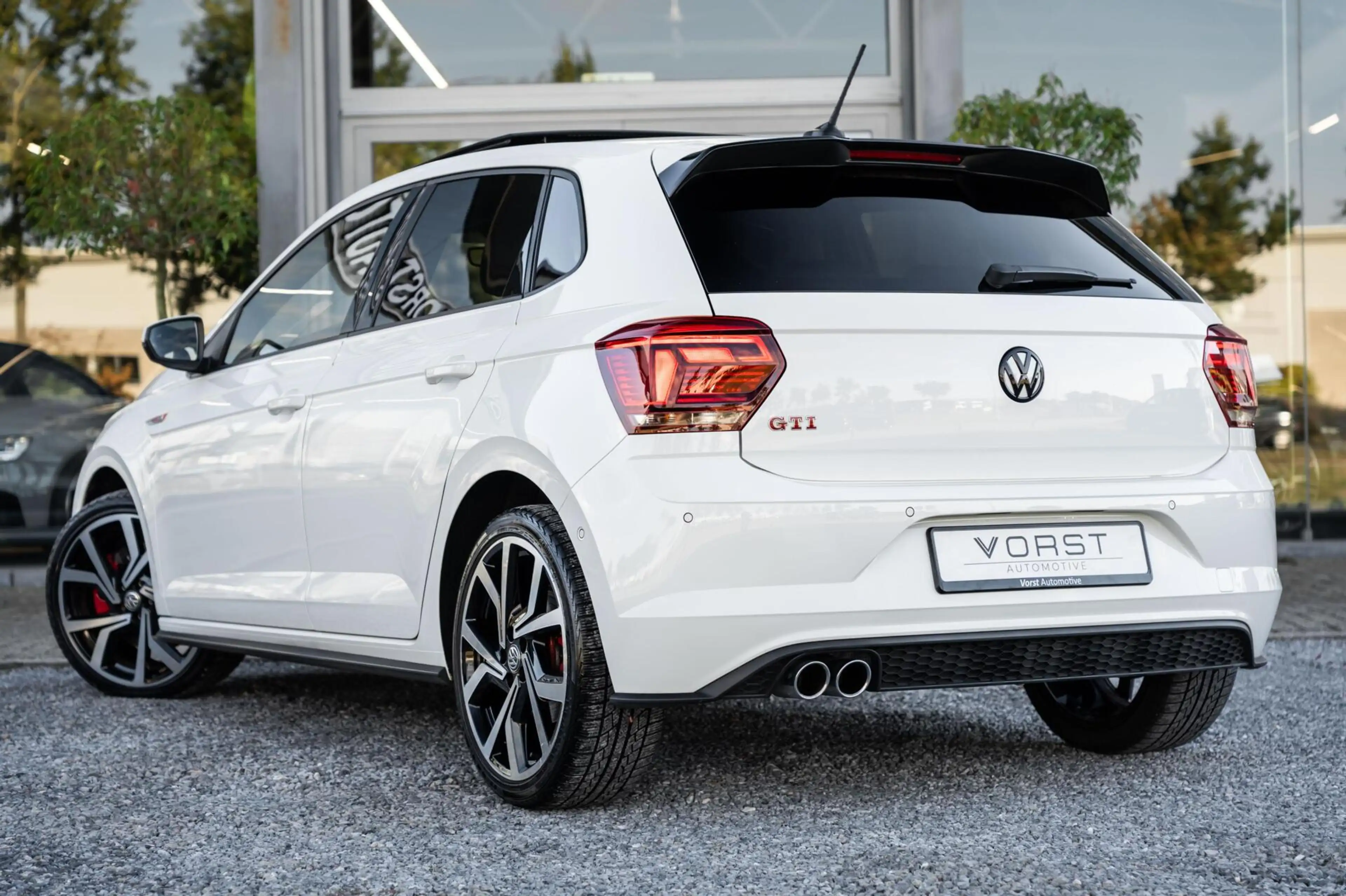 Volkswagen Polo GTI 2.0 TSI Pano DSG Beats ACC Stoelverw — photo 4