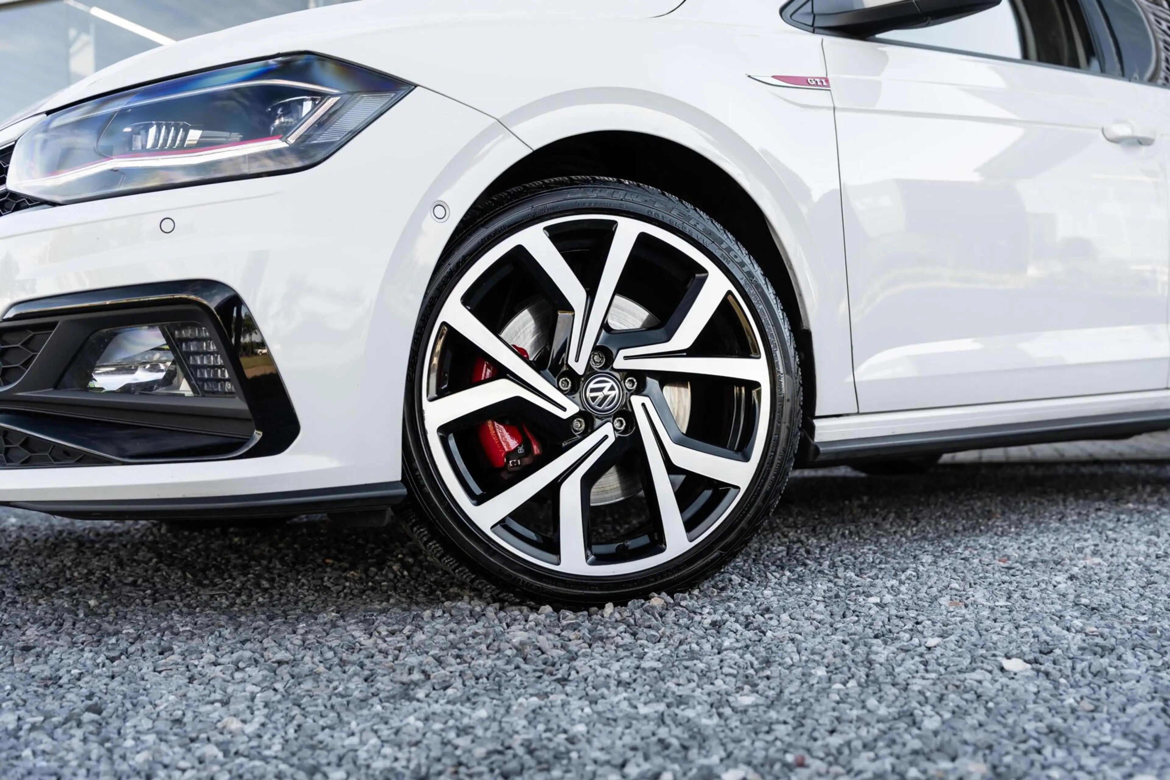 Volkswagen Polo GTI 2.0 TSI Pano DSG Beats ACC Stoelverw — photo 10
