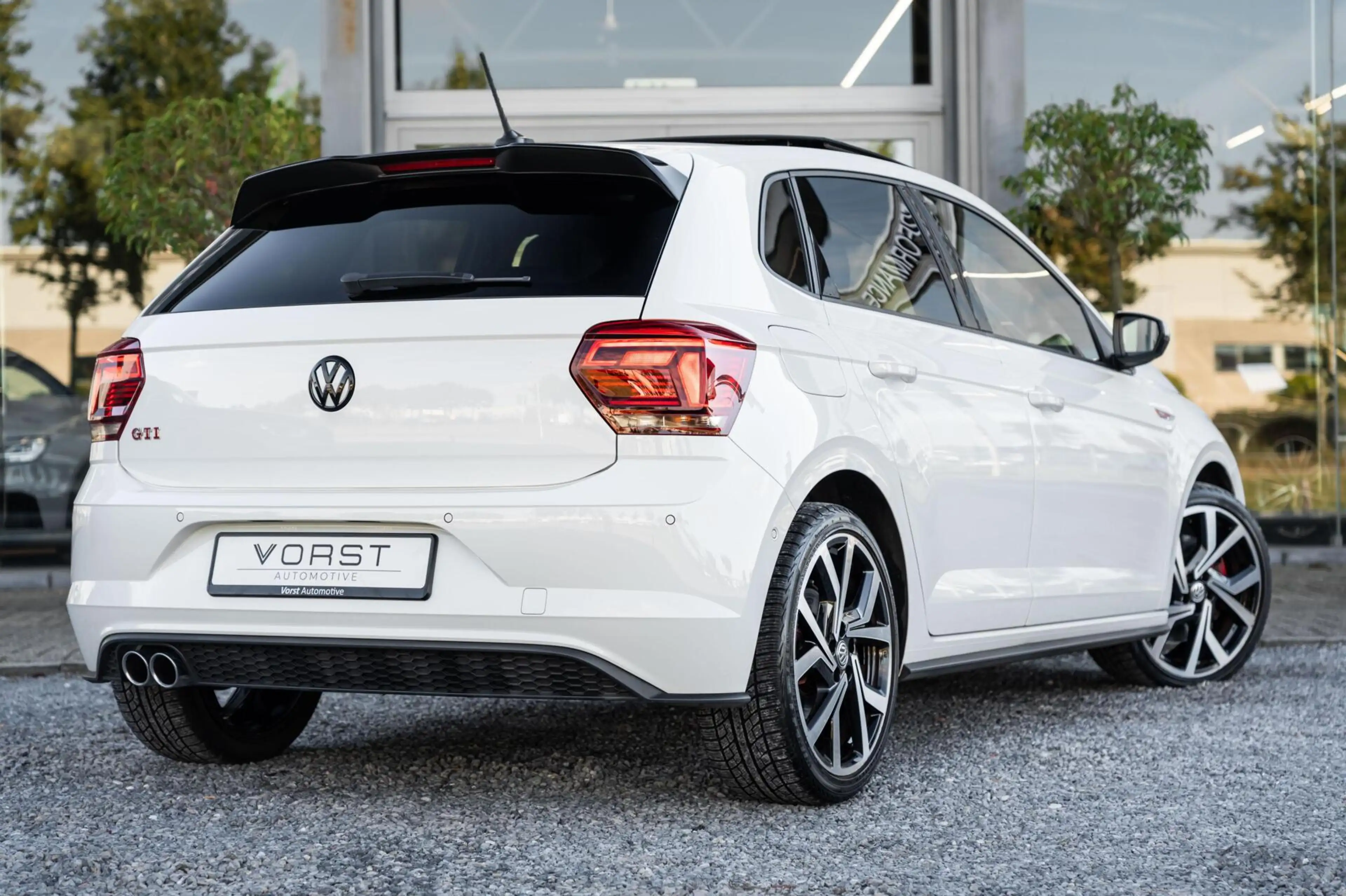 Volkswagen Polo GTI 2.0 TSI Pano DSG Beats ACC Stoelverw — photo 6