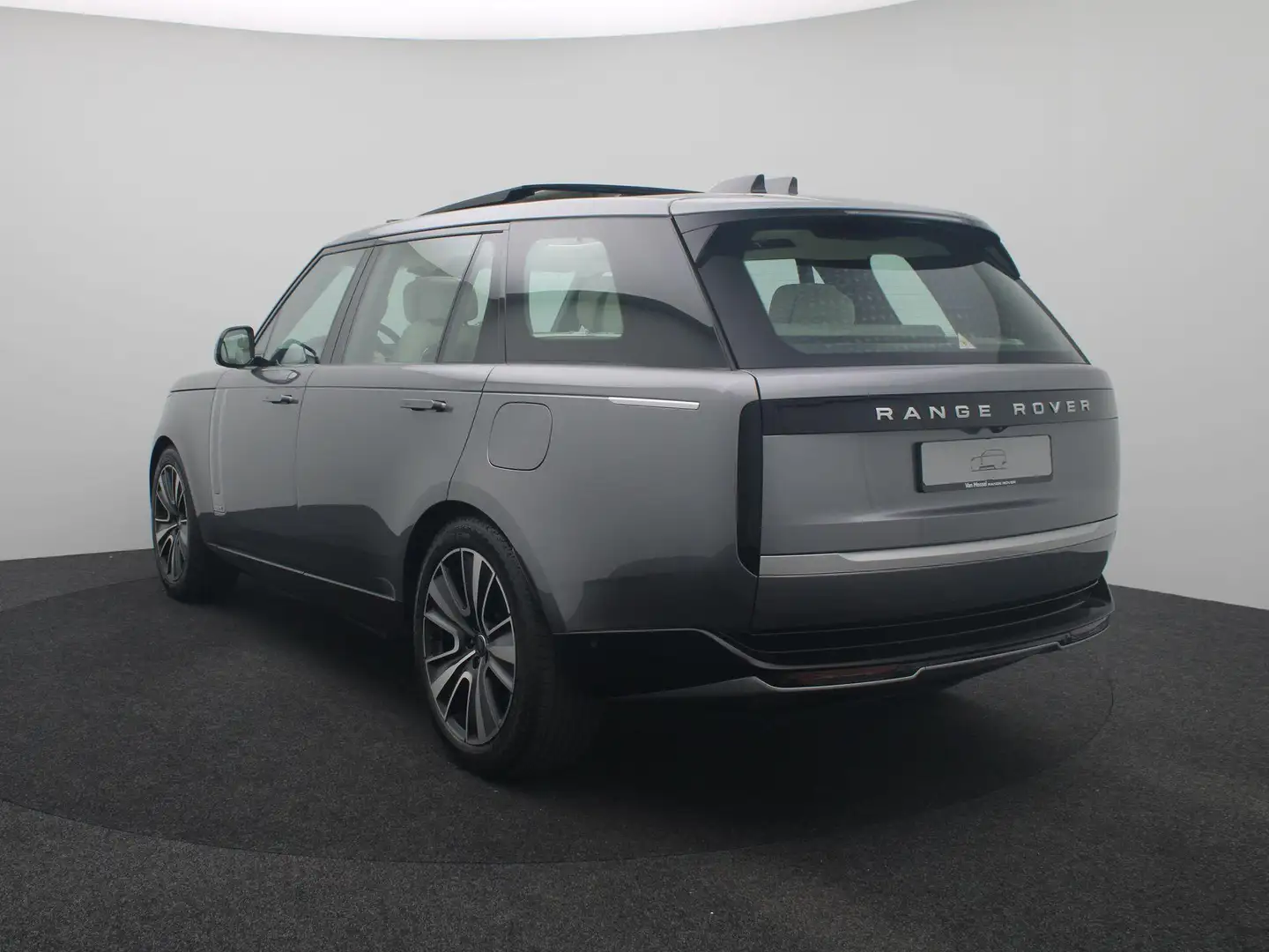 Land Rover Range Rover 3.0 P460e LWB Autobiography PHEV Grijs - 2