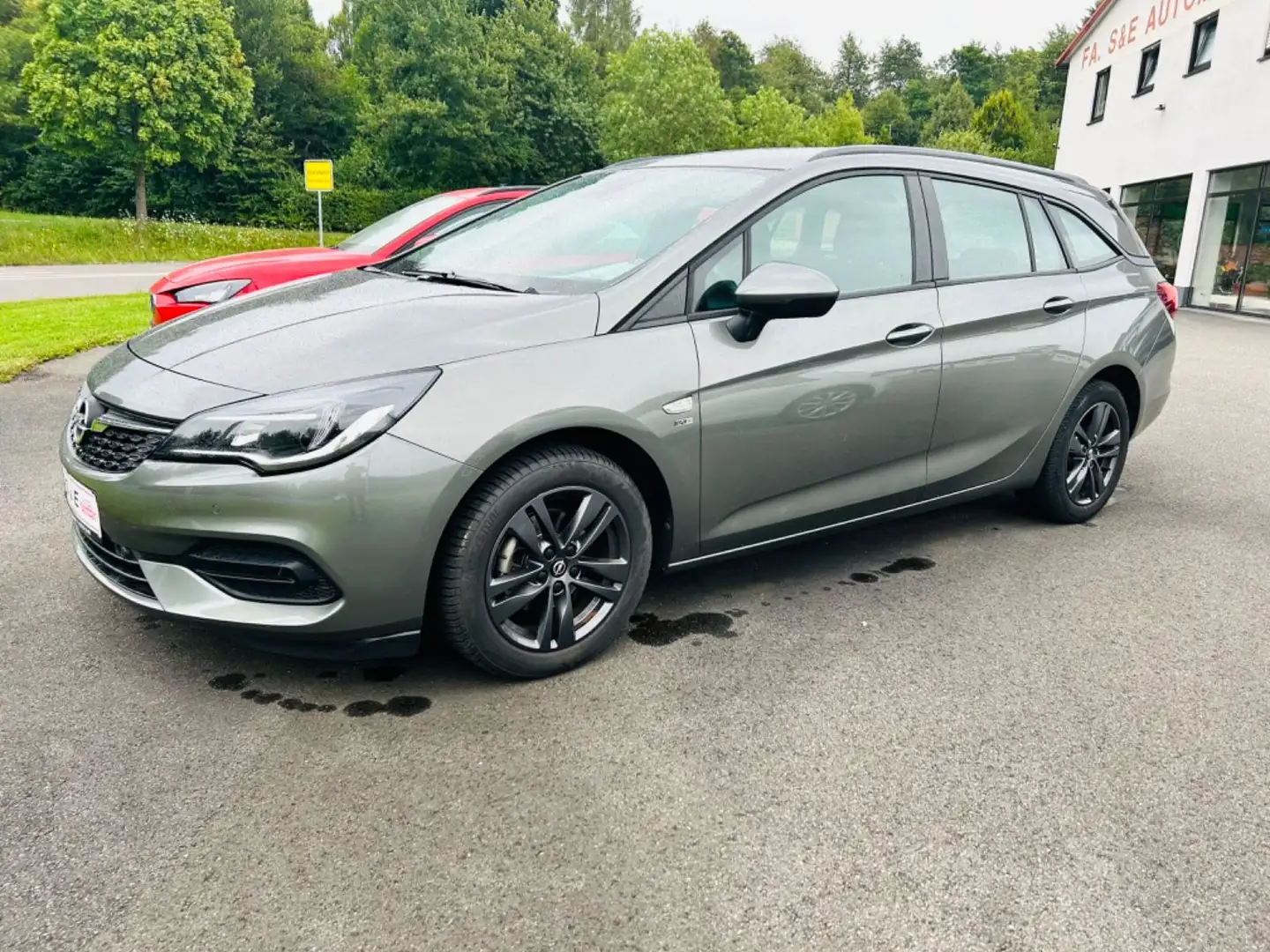 Opel Astra K SportsTourer Automatik, SHZ, NAVI Grau - 1