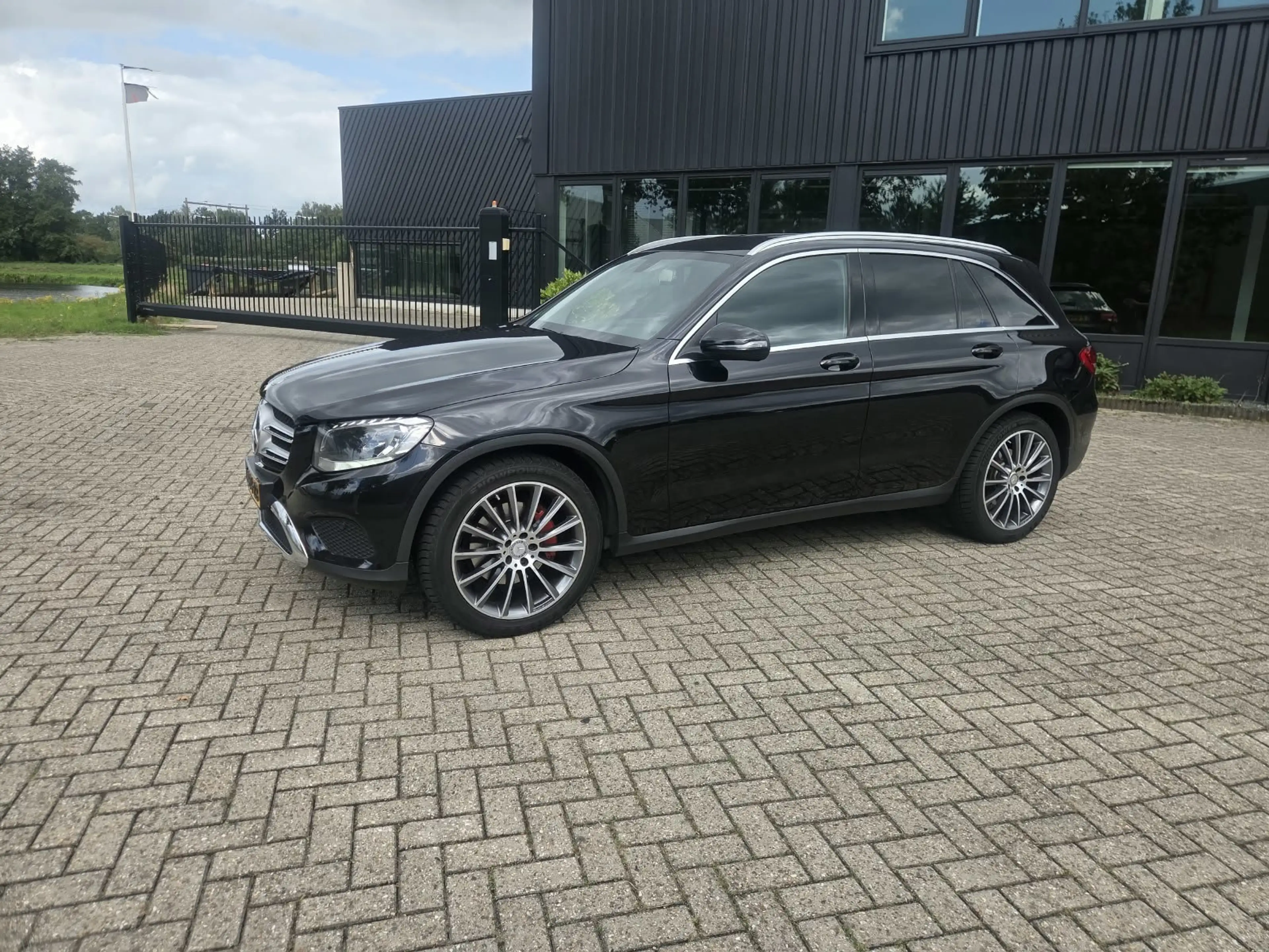 Mercedes-Benz GLC 250 4MATIC Prestige Mooie Auto — photo 4