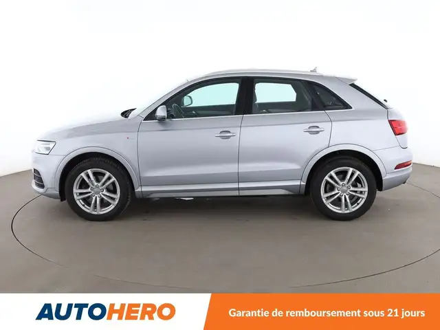 Audi Q3 view 3
