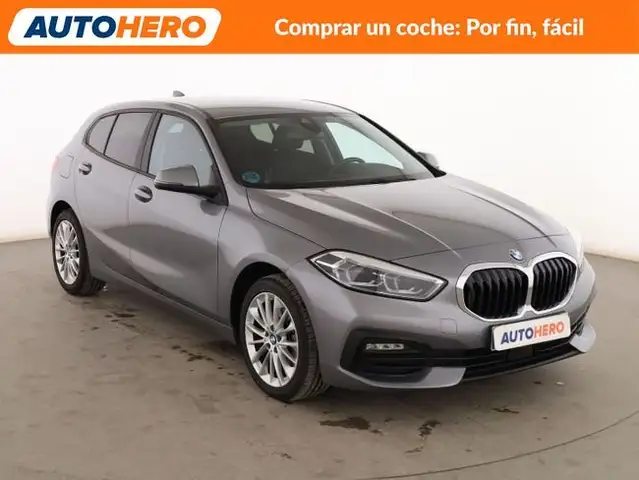 BMW 1 Series view 8