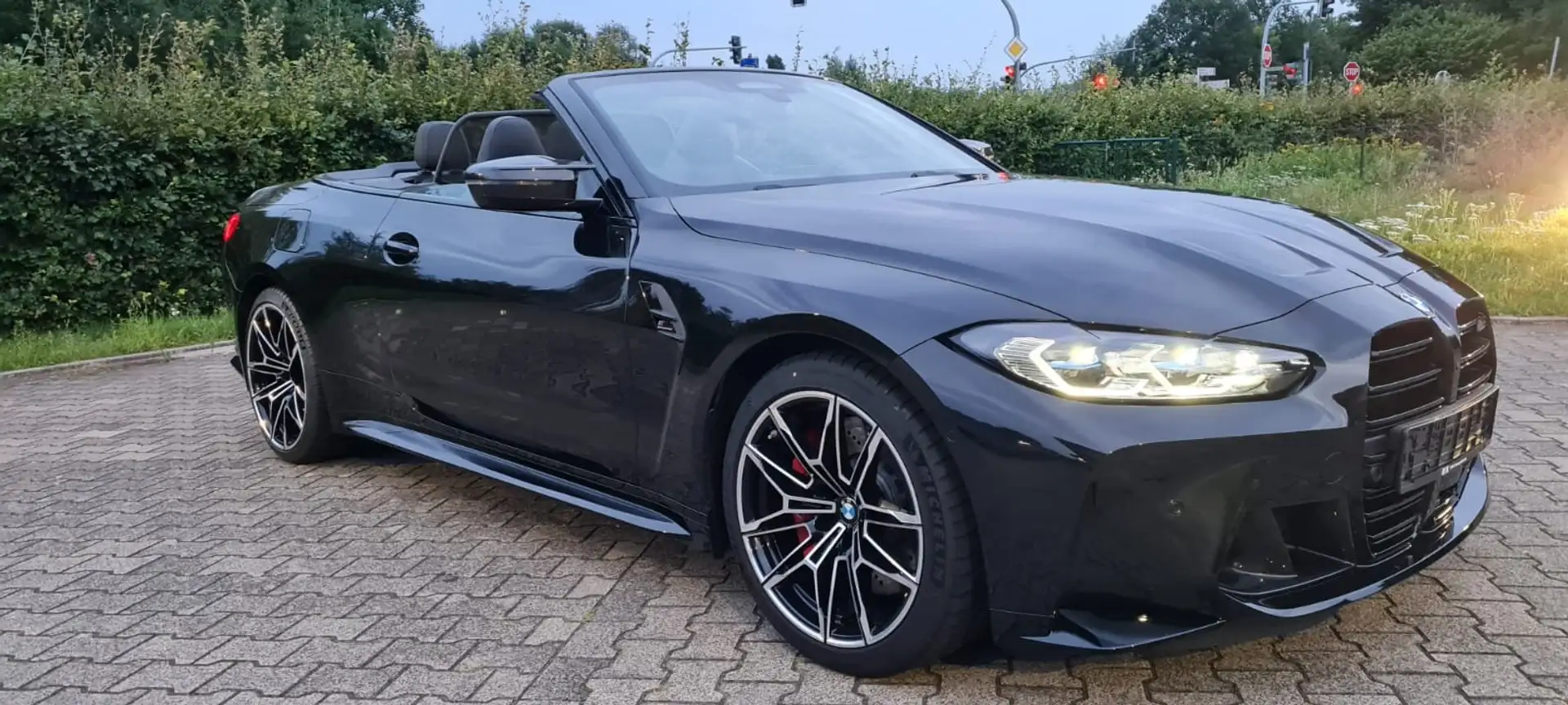 BMW M4 4er Cabrio Cabrio Competition M xDrive Schwarz - 1