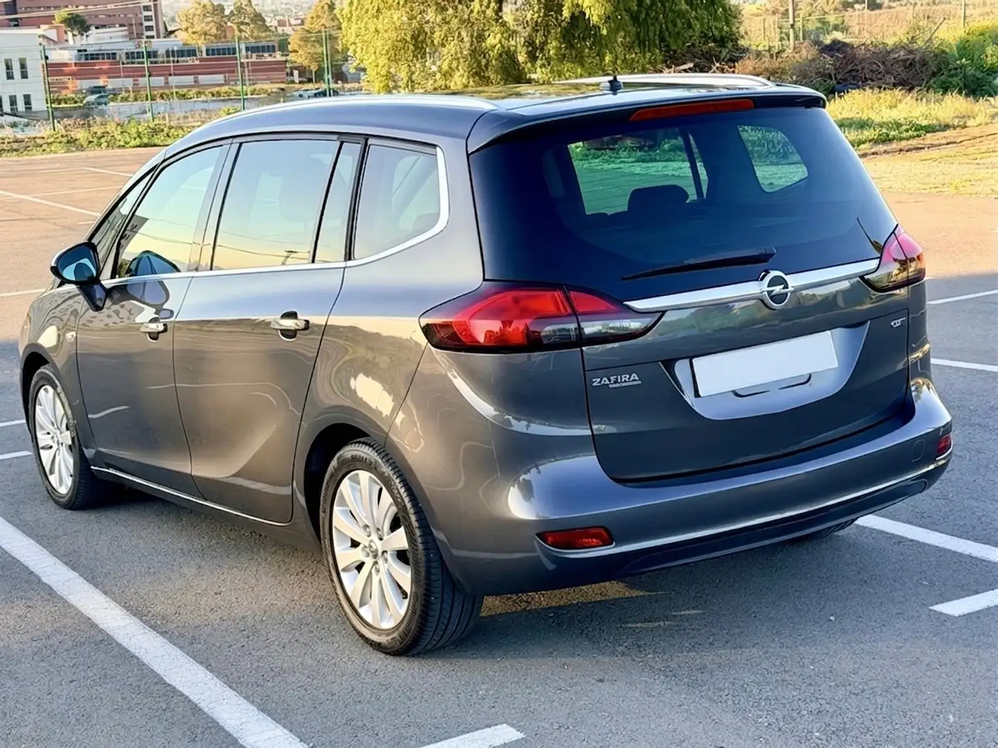 Opel Zafira Tourer Zafira Tourer 2.0CDTi Excellence 130 Excellence Gris - 2