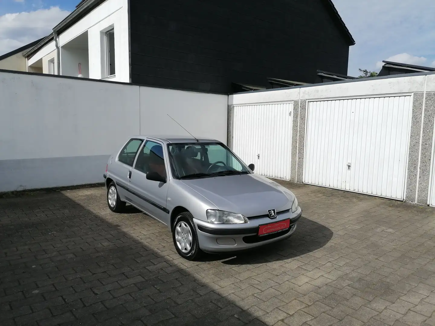 Peugeot 106 Style srebrna - 2