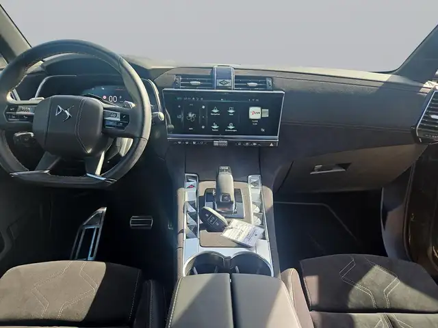 DS Automobiles DS 7 Crossback view 10