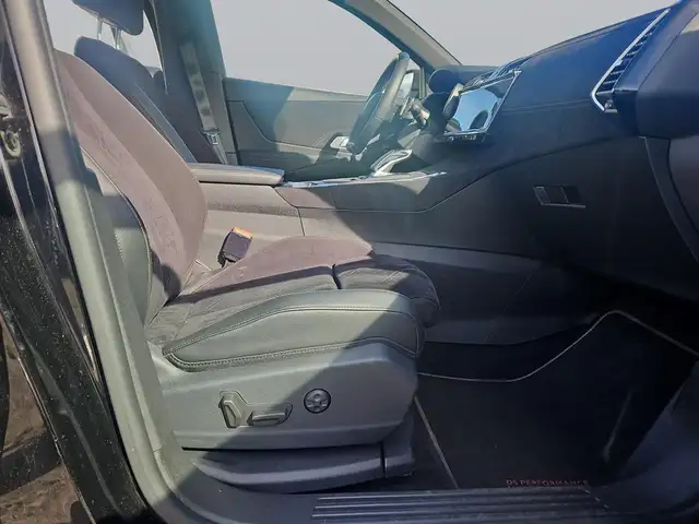 DS Automobiles DS 7 Crossback view 11