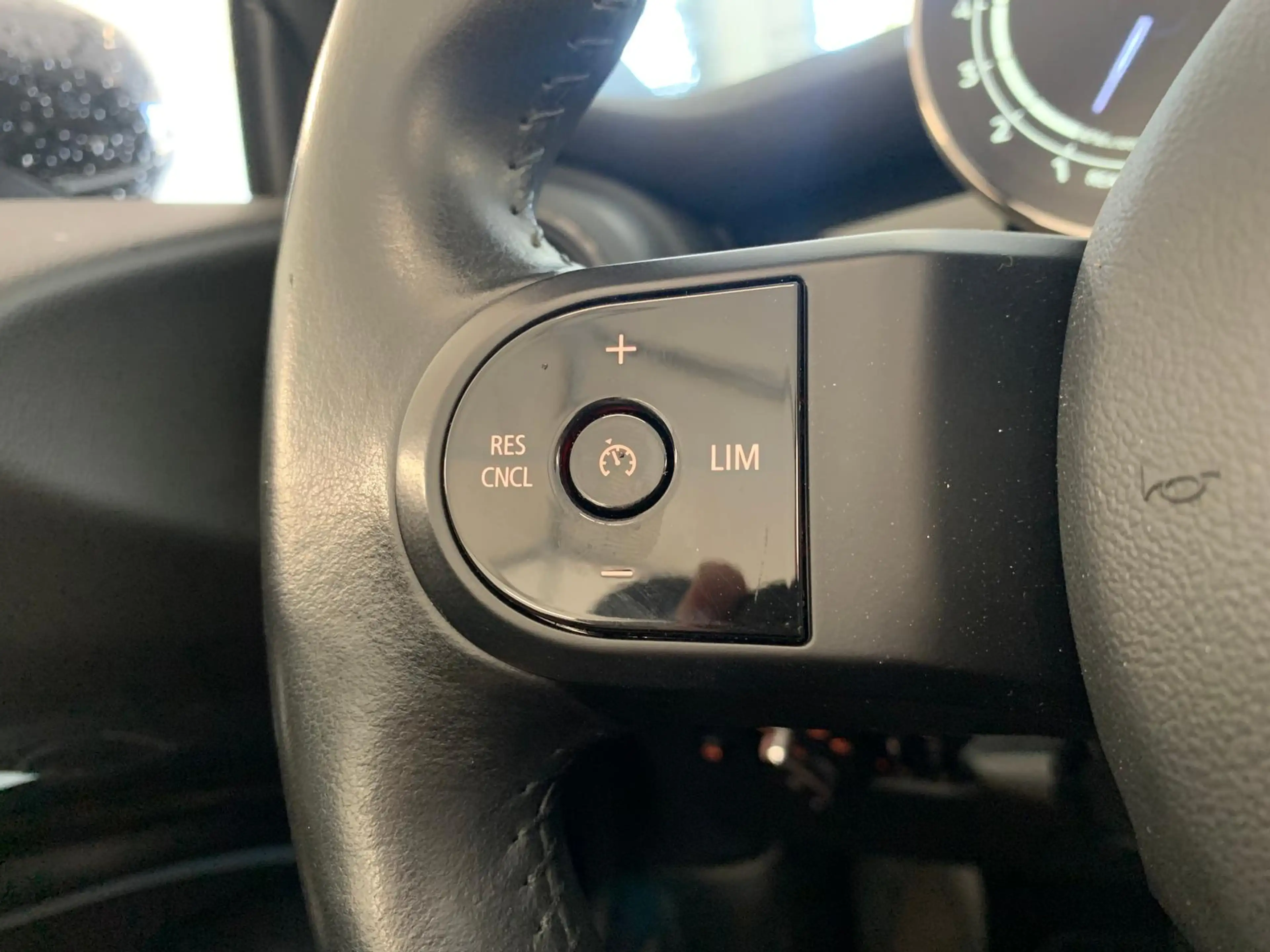 MINI Cooper Cabrio Facelift DAB DrivAss Kam Ambiente — photo 10
