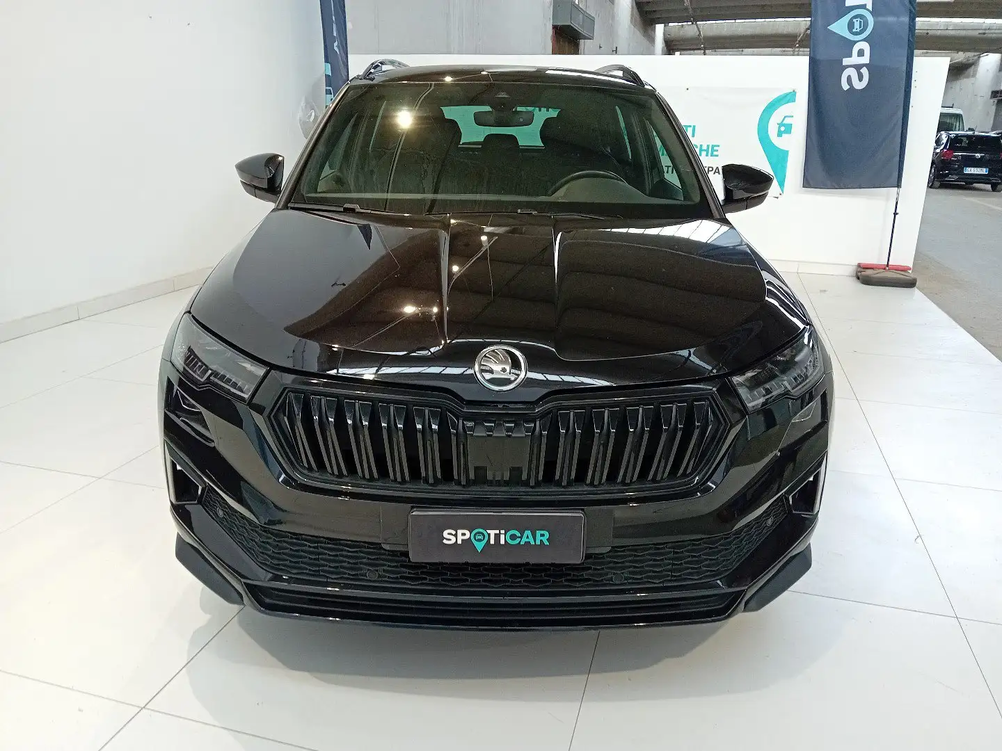 Skoda Karoq 2.0 TDI 115 CV DSG SportLine Black - 2