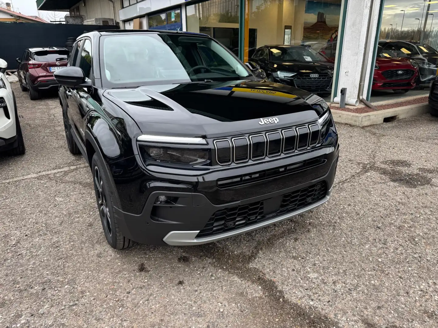 Jeep Avenger 1.2 turbo e-hybrid mhev Summit fwd 110cv edct6 Noir - 2