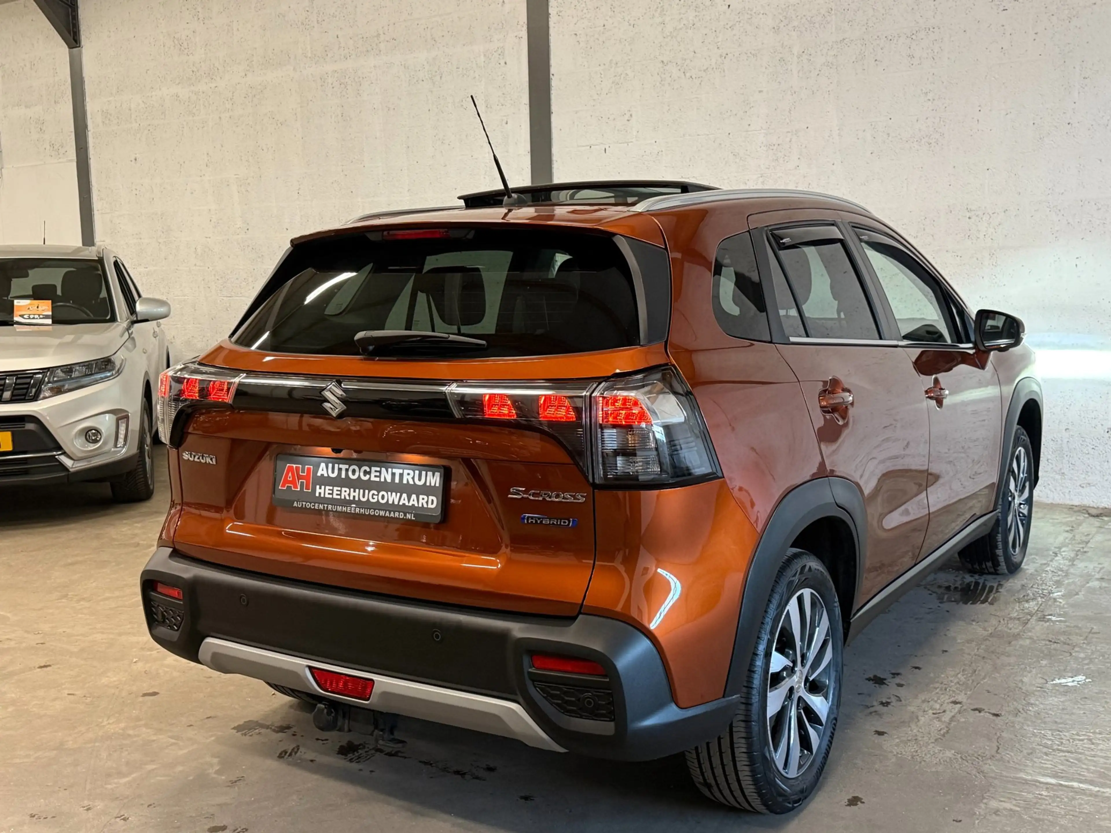 Suzuki S-Cross 1.5 Hybrid AllGrip Style Automaat|Pano|360|Leder|D — photo 3