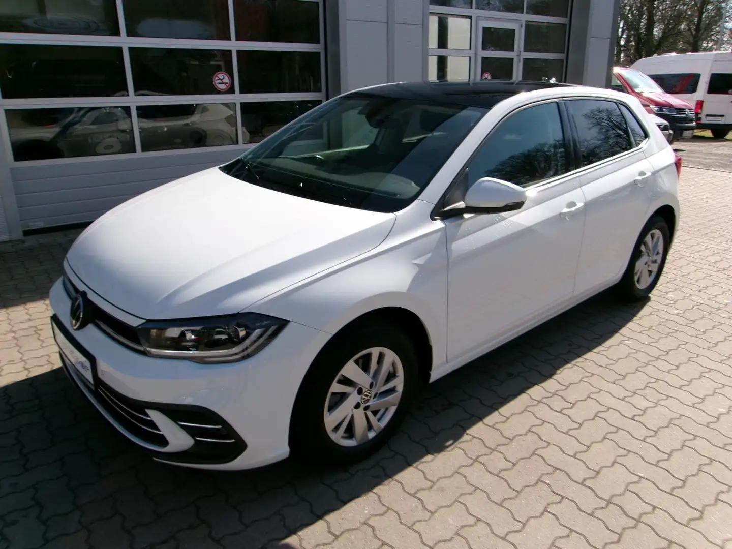 Volkswagen Polo 1.0 TSI DSG Style+Beats+Panoramadach Weiß - 1