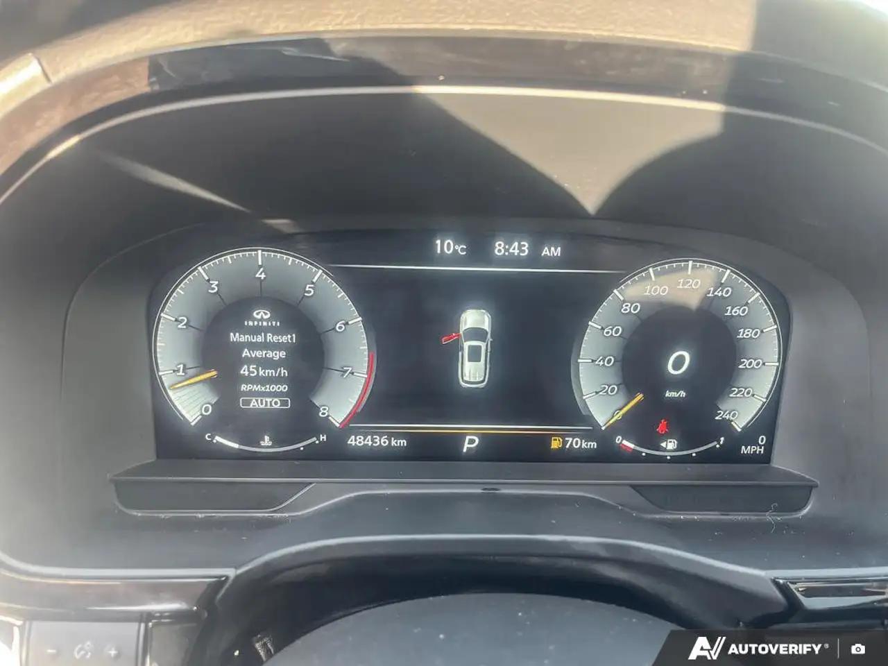 Infiniti QX60 снимка Infiniti QX60