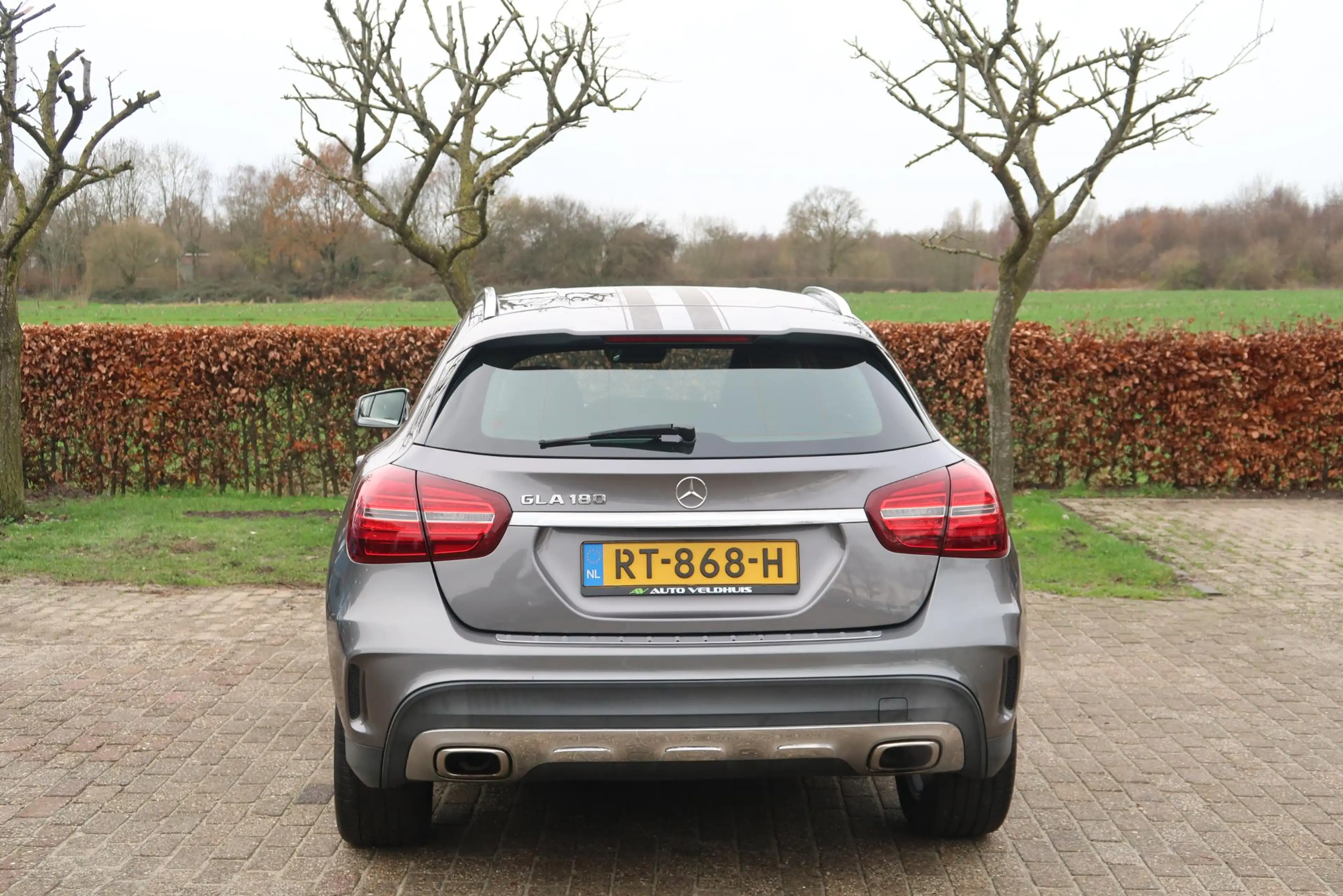 Mercedes-Benz GLA 180 — photo 7