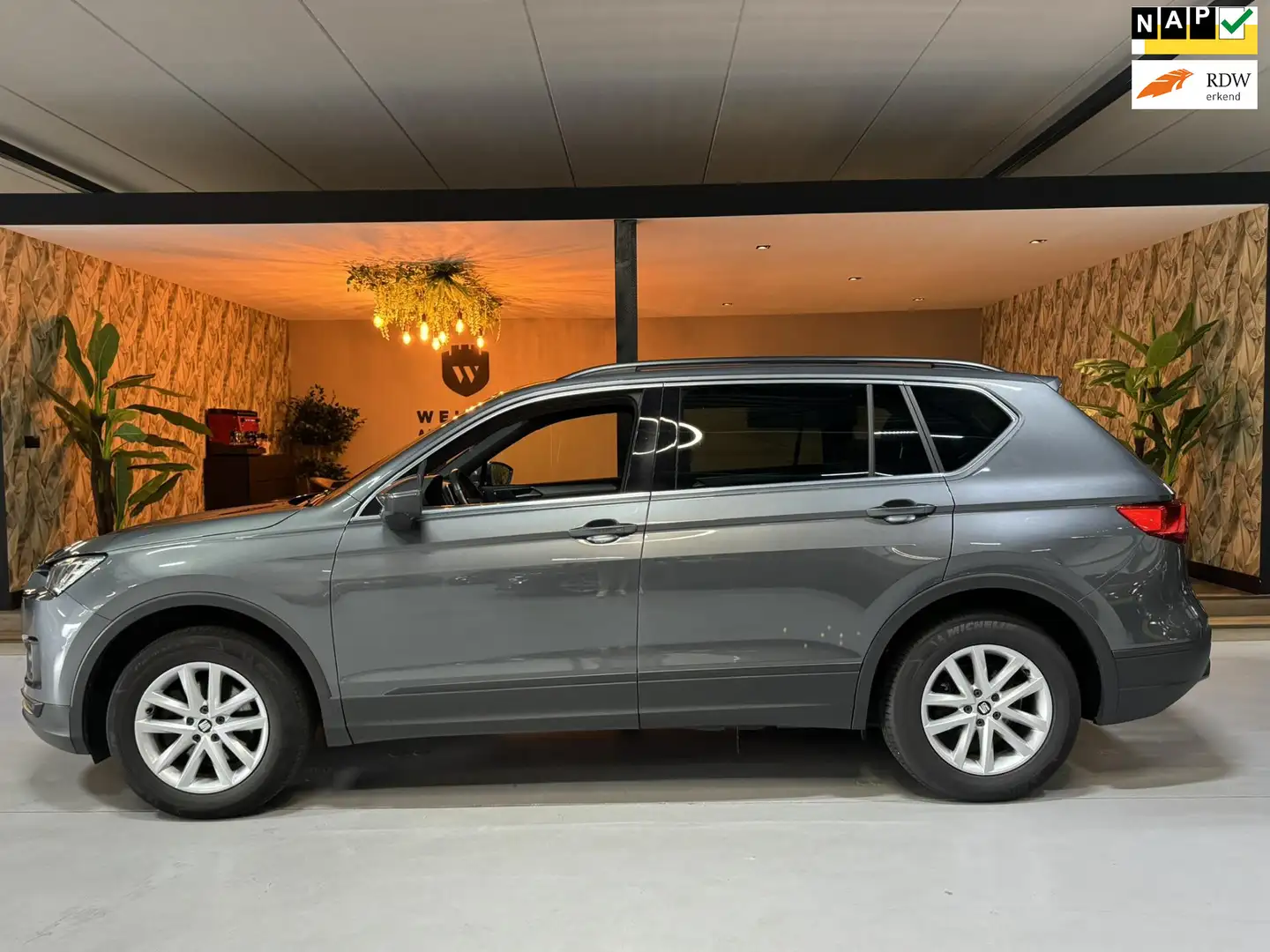 SEAT Tarraco 1.5 TSI Style Garantie Xenon Navigatie Camera Acc Grijs - 1
