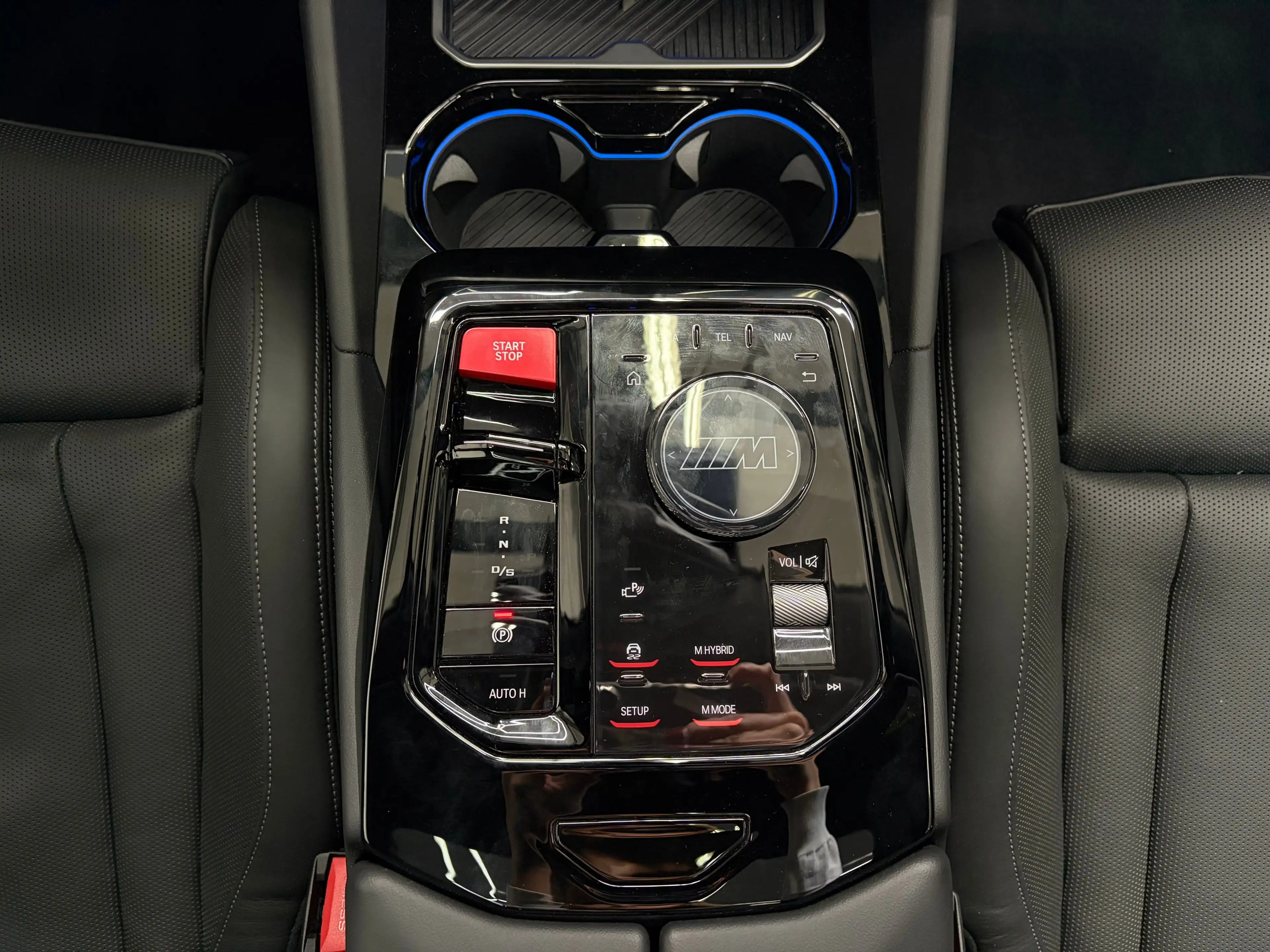 BMW M5 Limousine Pano|Bowers&Wilkins|DA-Prof. — photo 13