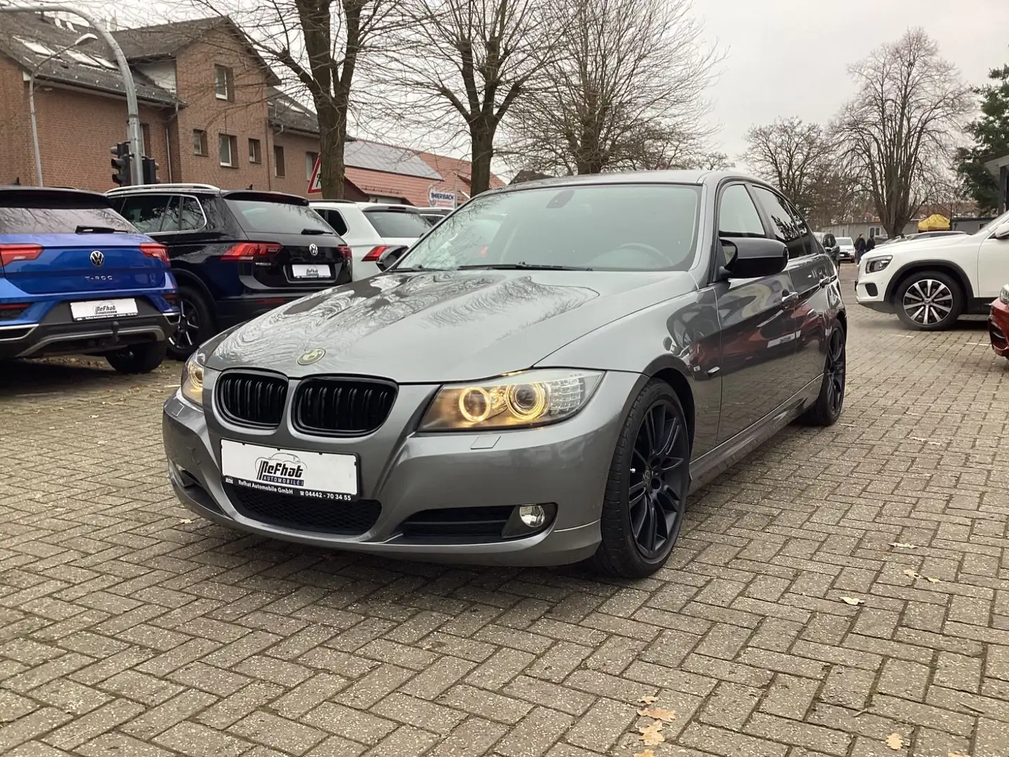 BMW 318 i 3 Limousine Grau - 2