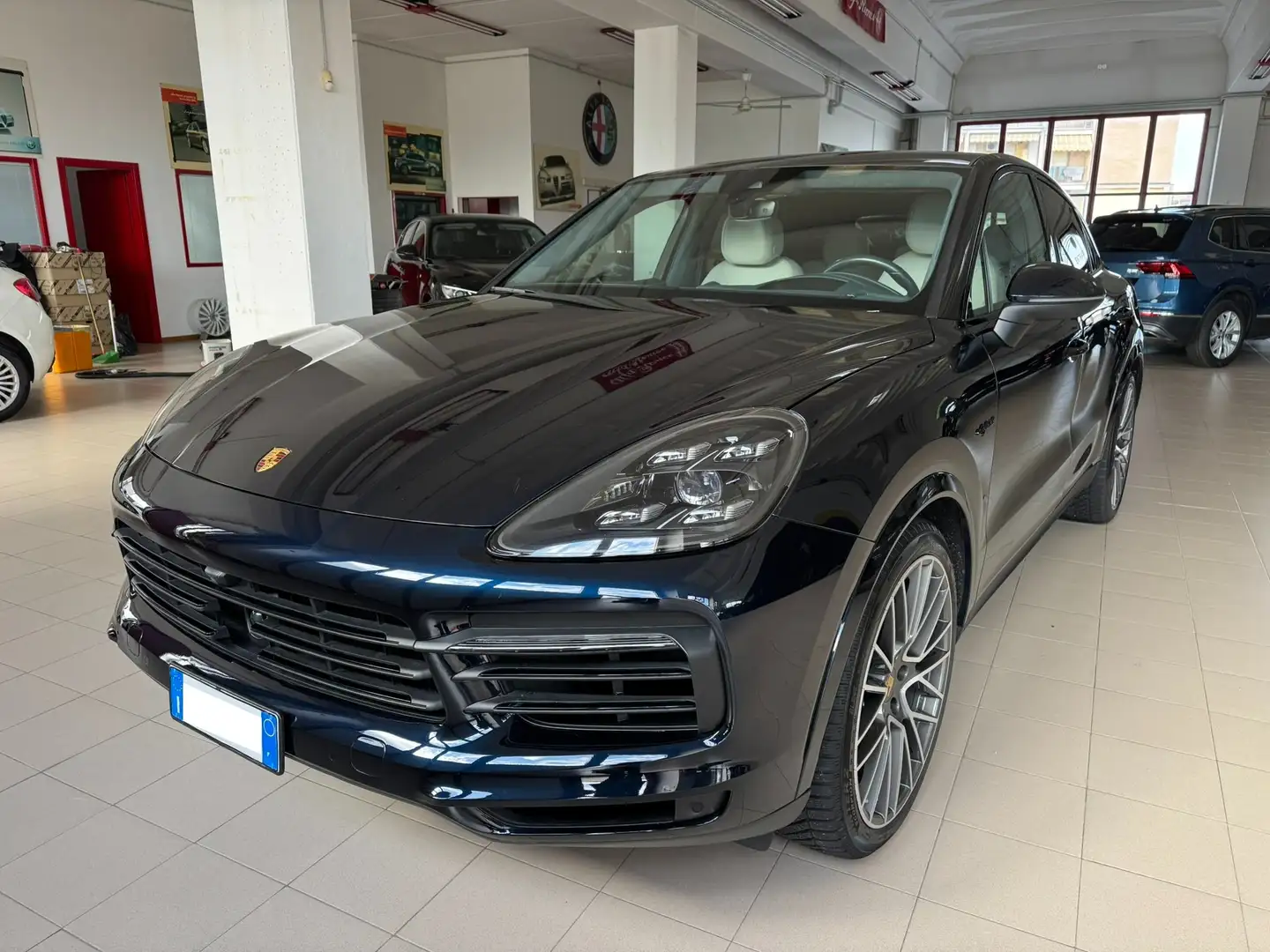Porsche Cayenne Coupe 3.0 E-Hybrid Tetto panorama R.L.22" Blu/Azzurro - 1