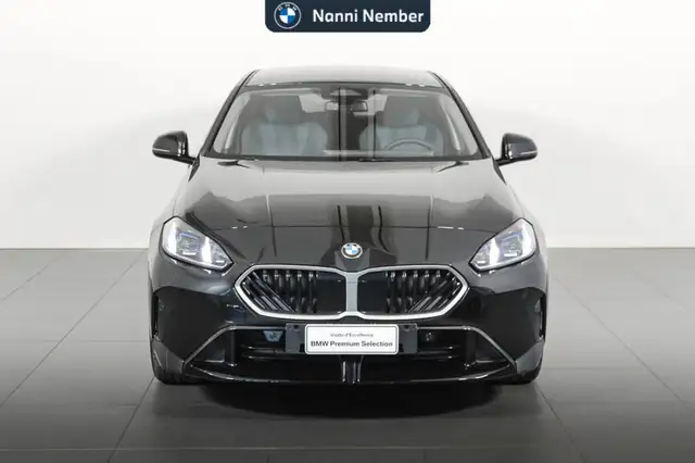 BMW 1 Series view 2