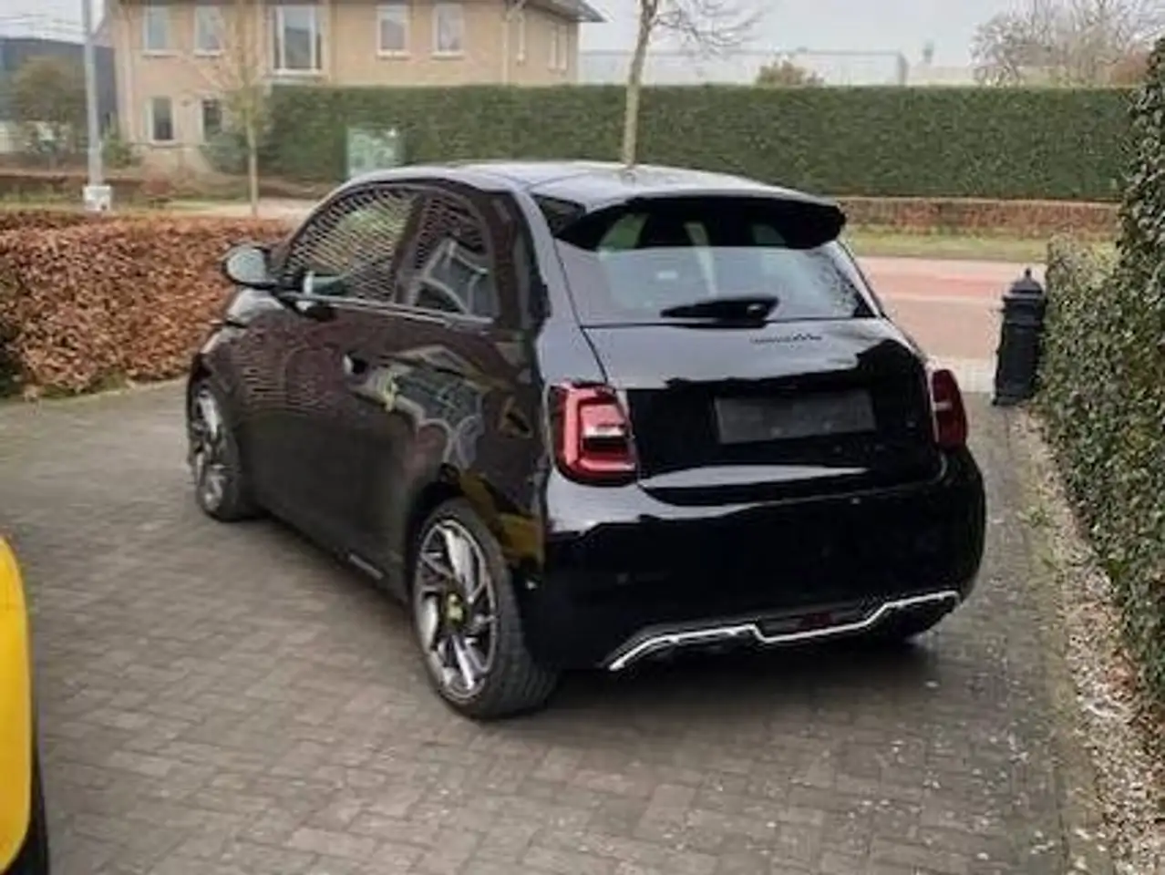 Abarth 500e 2024