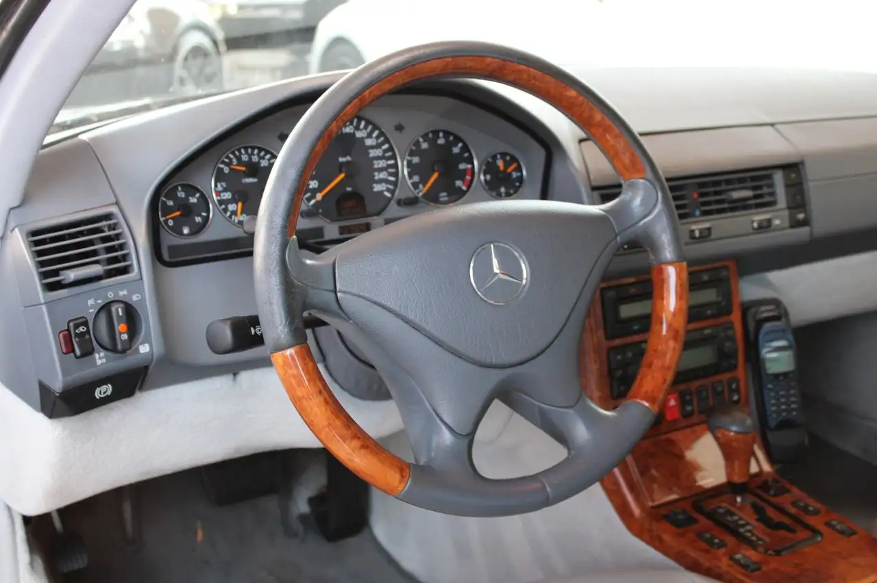 Mercedes-Benz SL 320 AMG 18 Zoll Xenon BOSE ADS Panoramadach, foto 11