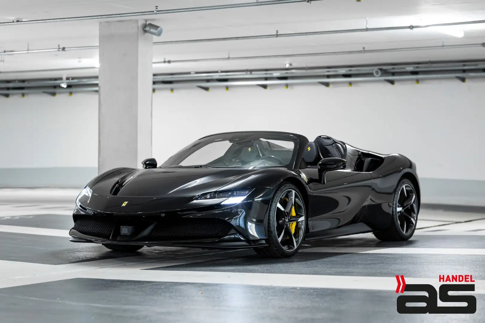 Ferrari SF90 Spider Carbon|Lift|JBL|AFS|RacingSeats|20" Negro - 1