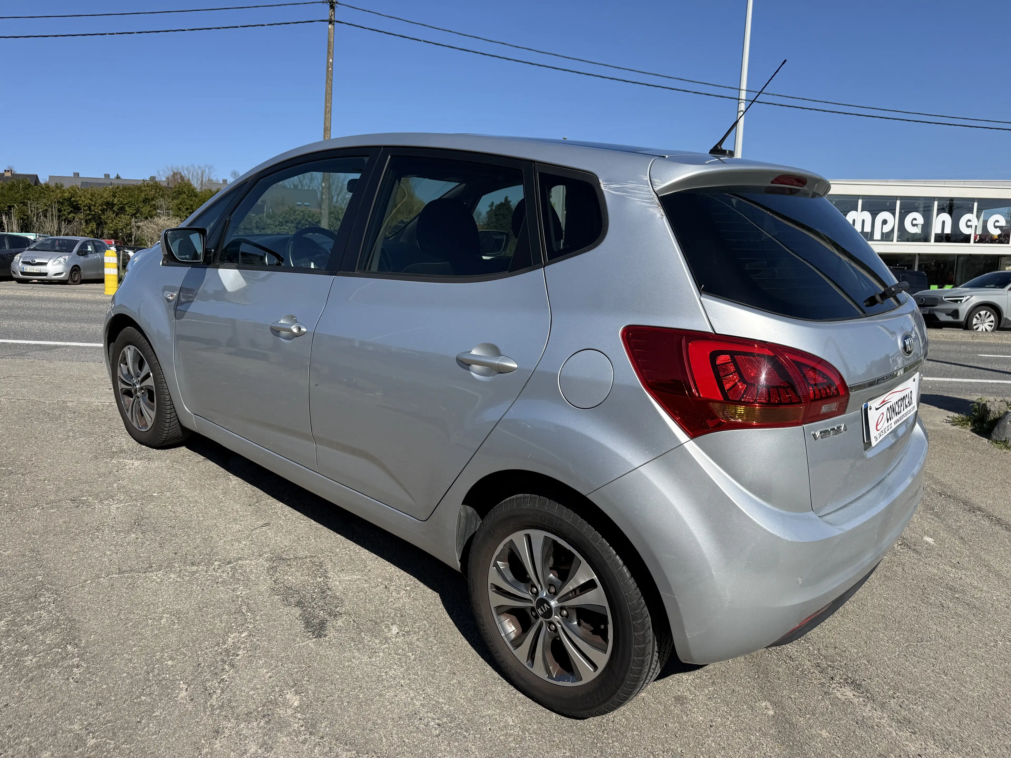 Kia Venga Venga 1.4i Sense — photo 6