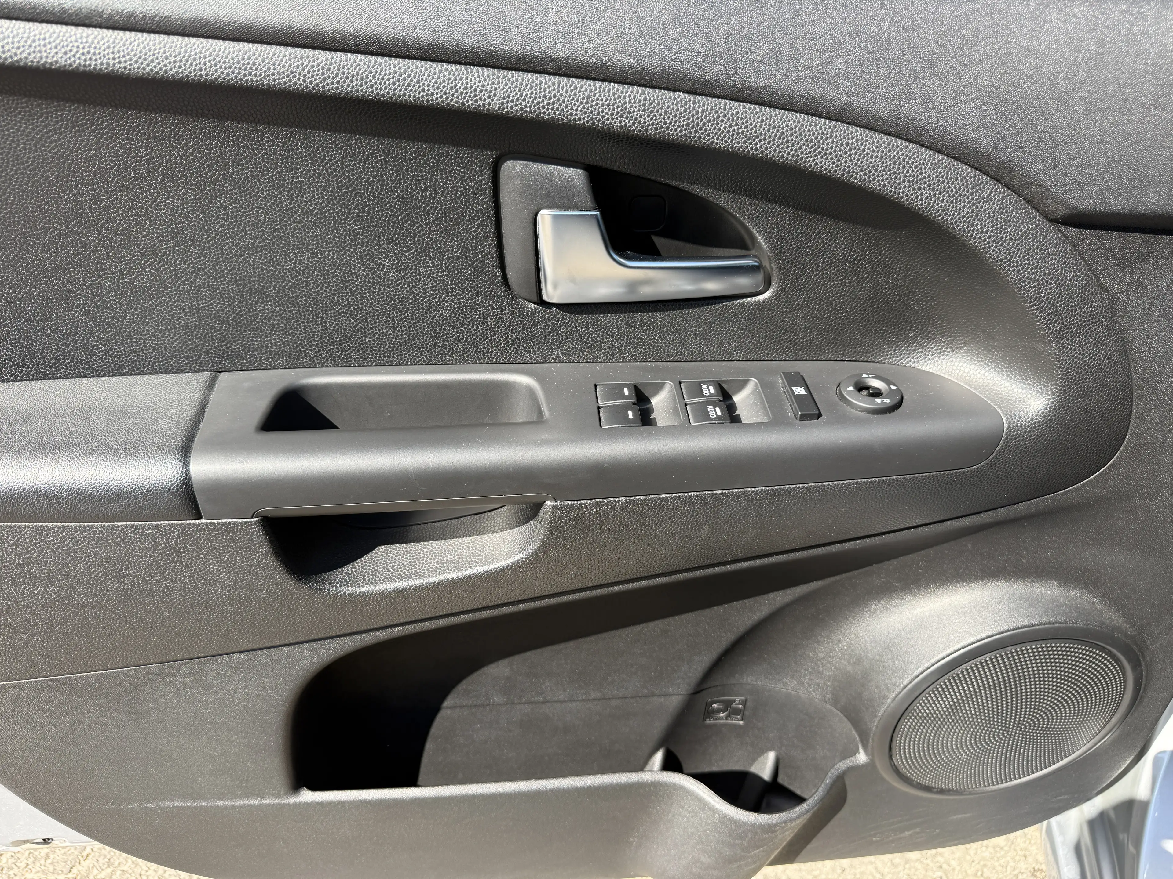 Kia Venga Venga 1.4i Sense — photo 10