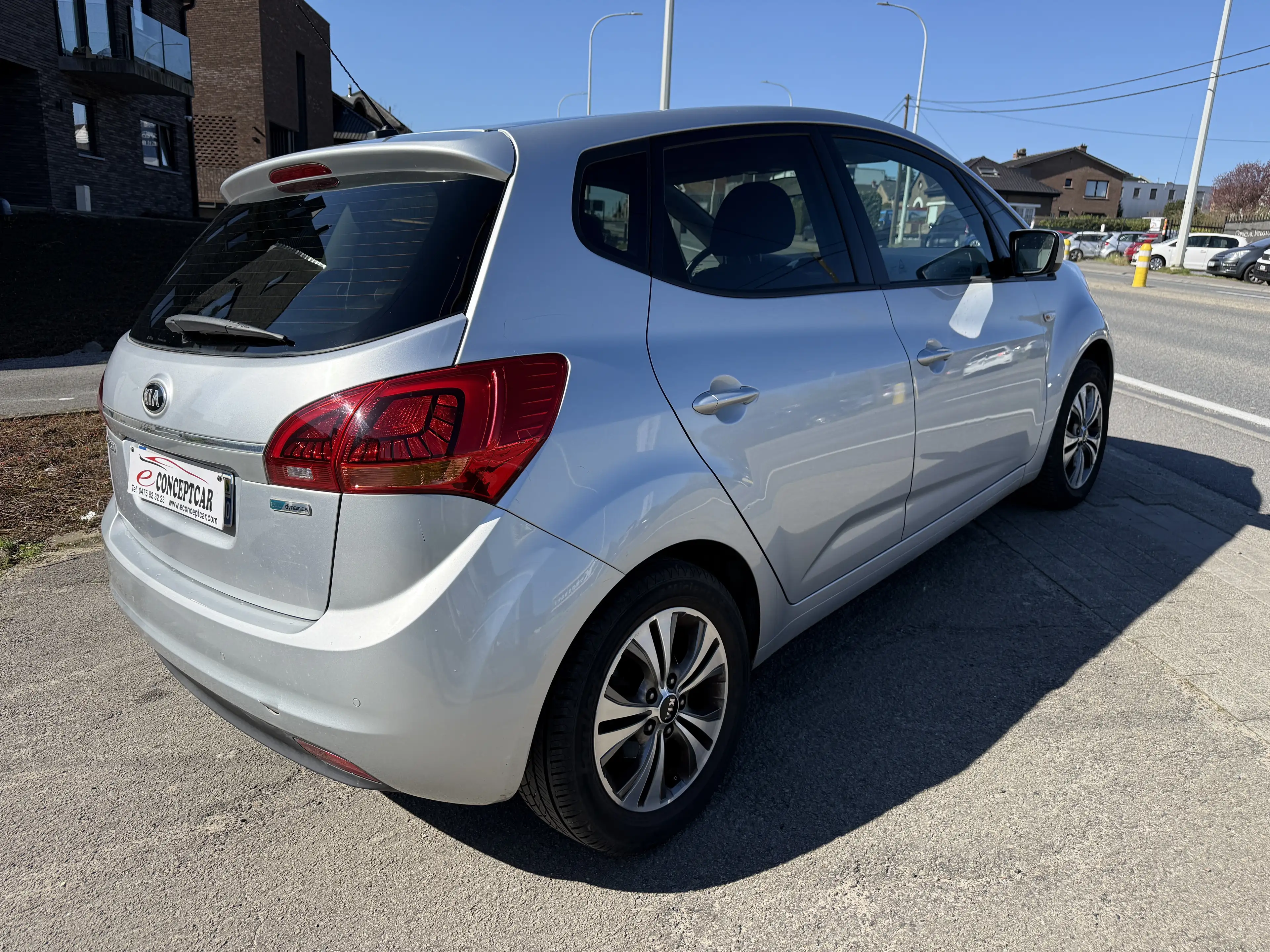 Kia Venga Venga 1.4i Sense — photo 4