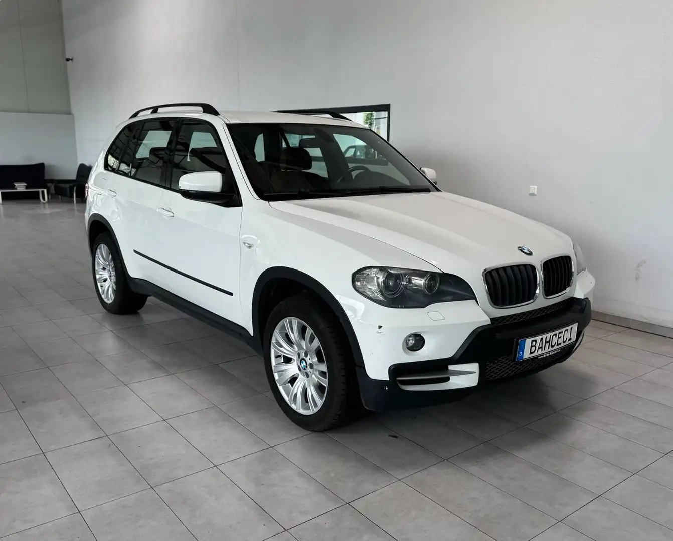 BMW X5 xDrive30d*Navi Prof*Xenon*Shz*PDC*AHK*Memory* Blanc - 1