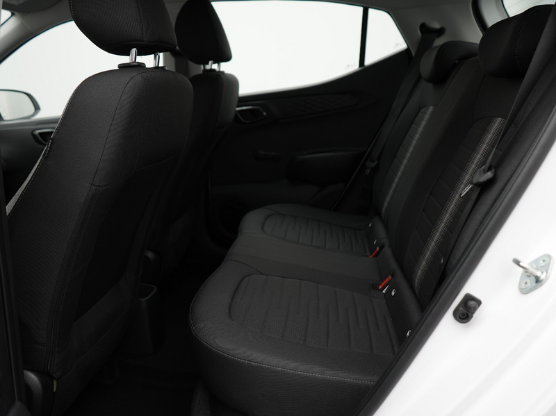 Hyundai i10 1.0 Comfort | Carplay | Airco | Cruise Control | — photo 14
