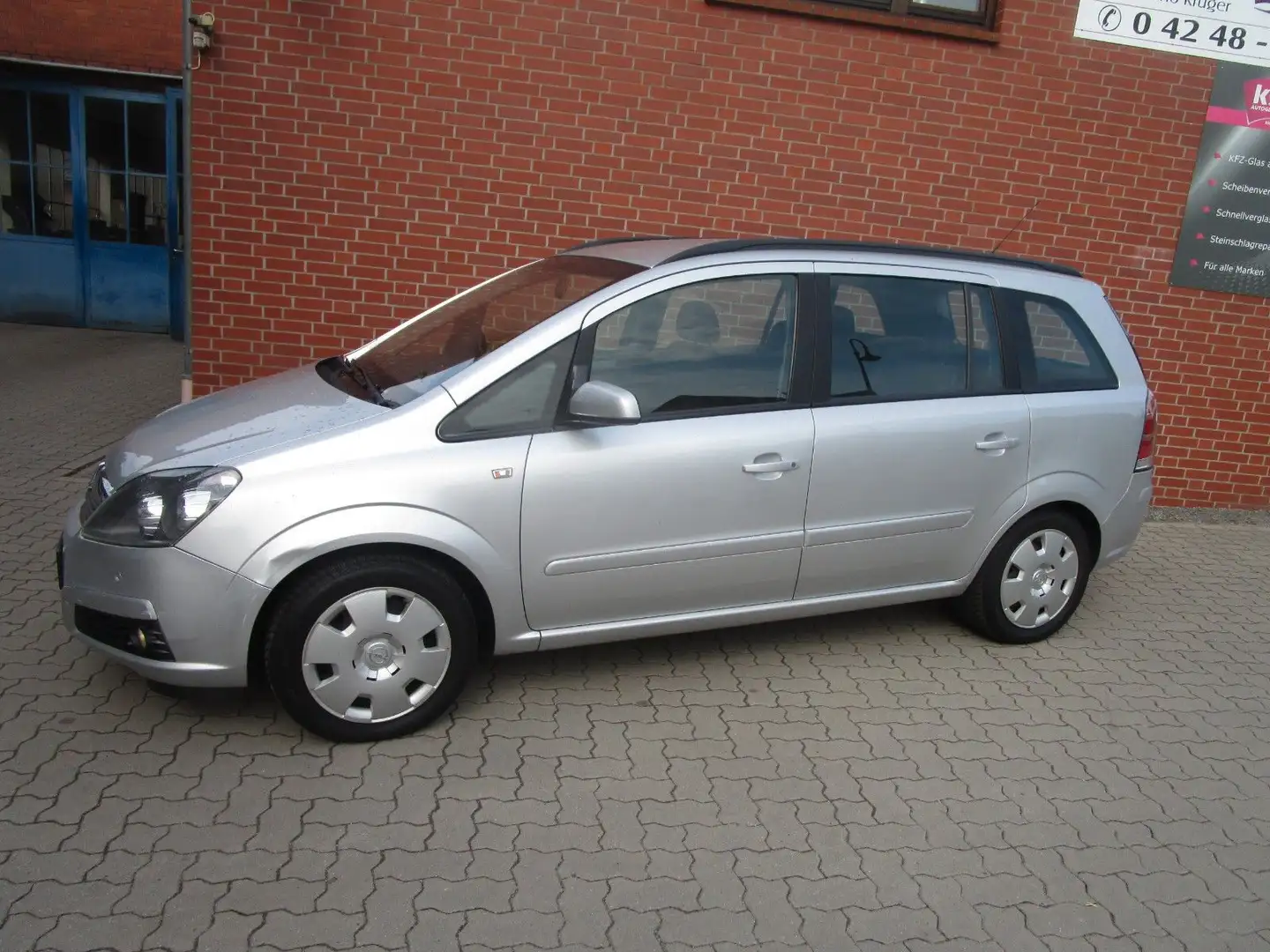 Opel Zafira B Edition Silber - 2