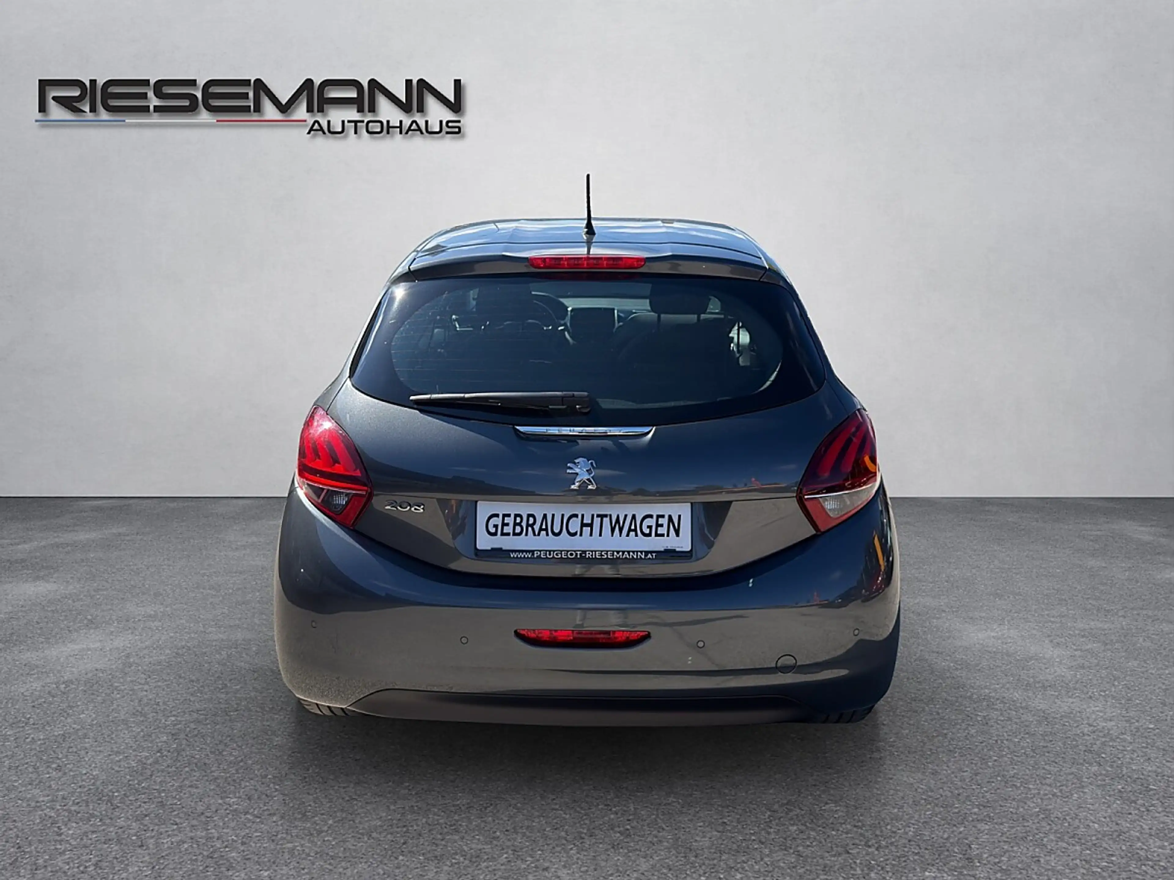 Peugeot 208 Active 1,2 PureTech 82 — photo 5