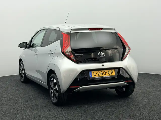 Toyota Aygo view 4