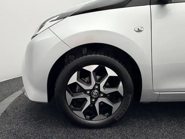 Toyota Aygo view 5