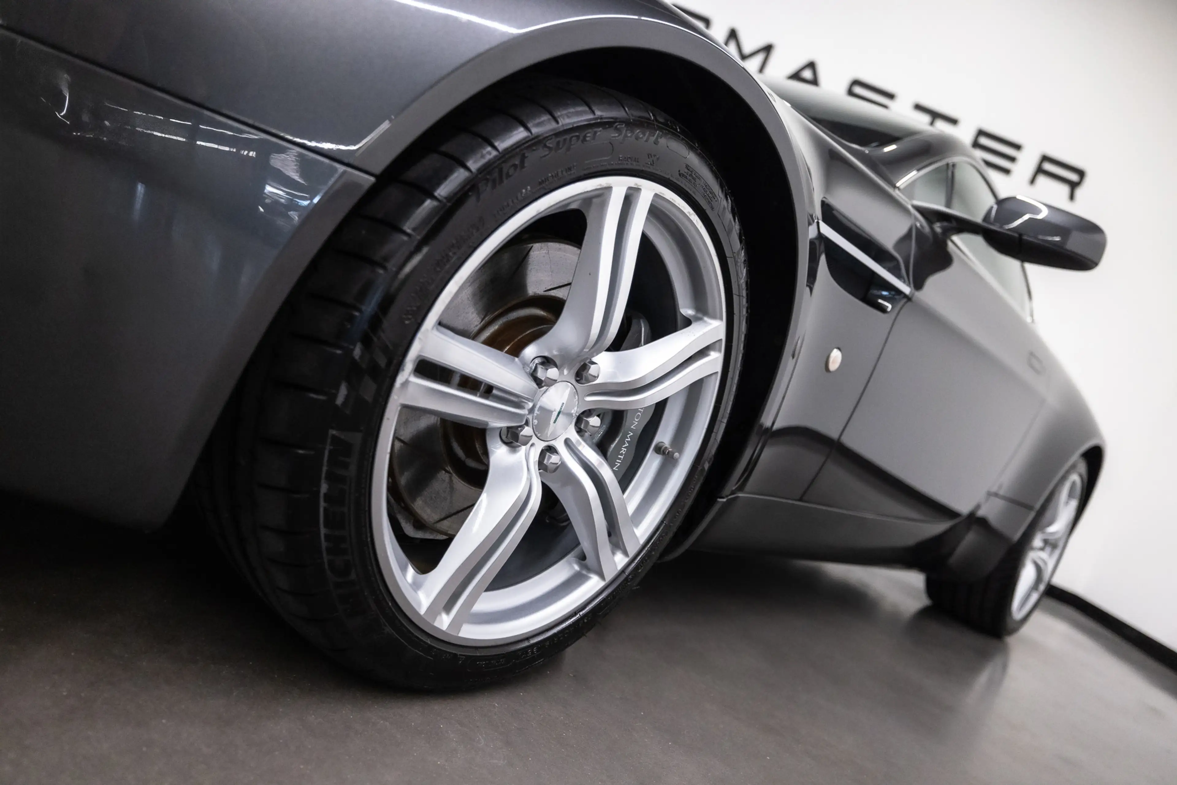 Aston Martin Vantage V8 4.7 V8 Fiscale waarde € 12.000,- 4.7 V8 — photo 21