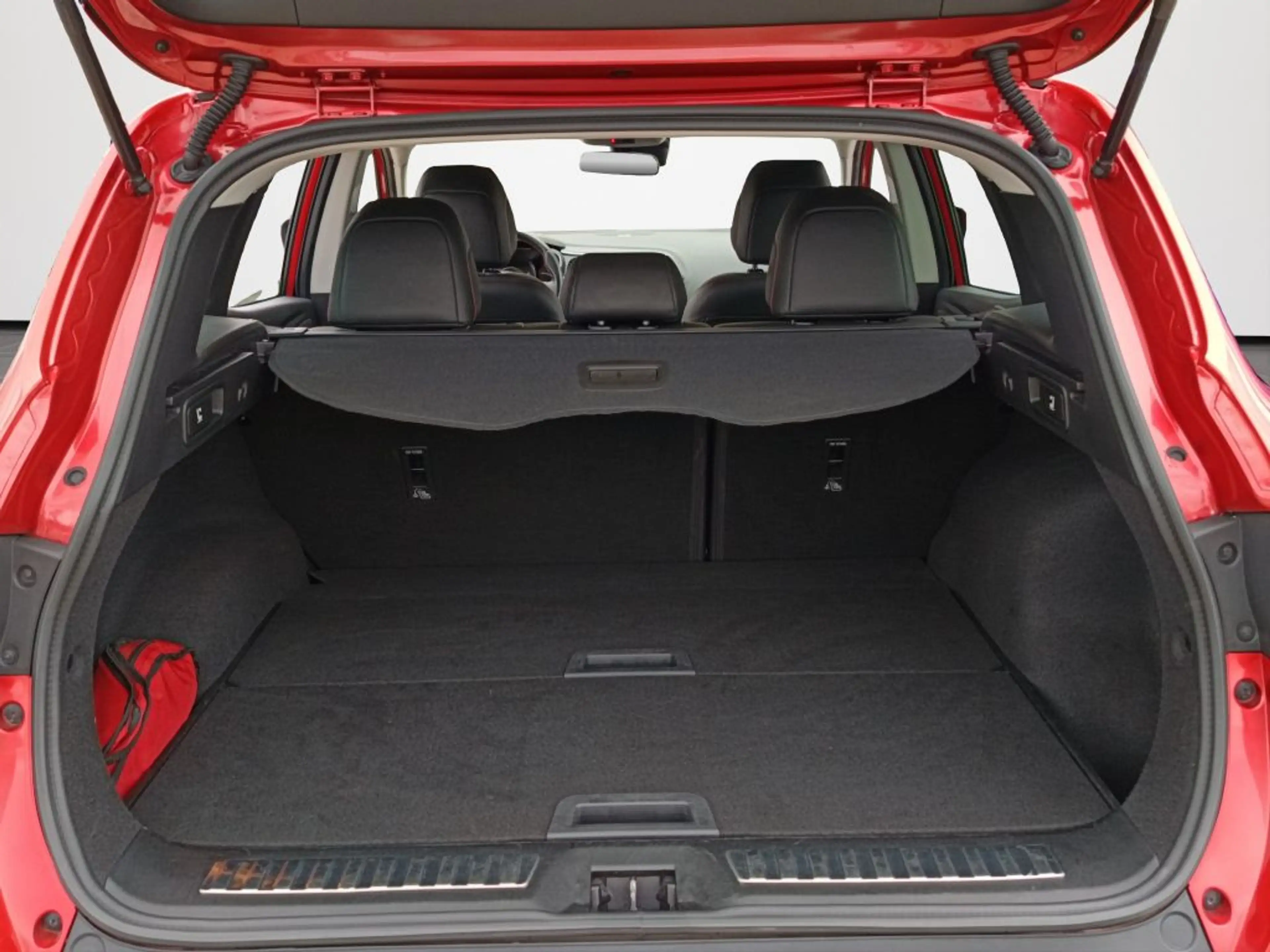 Renault Kadjar Energy TCe130 EDC CROSSBORDER Bose-Sound-System — photo 14
