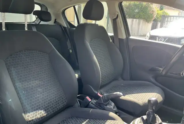 Opel Corsa view 13