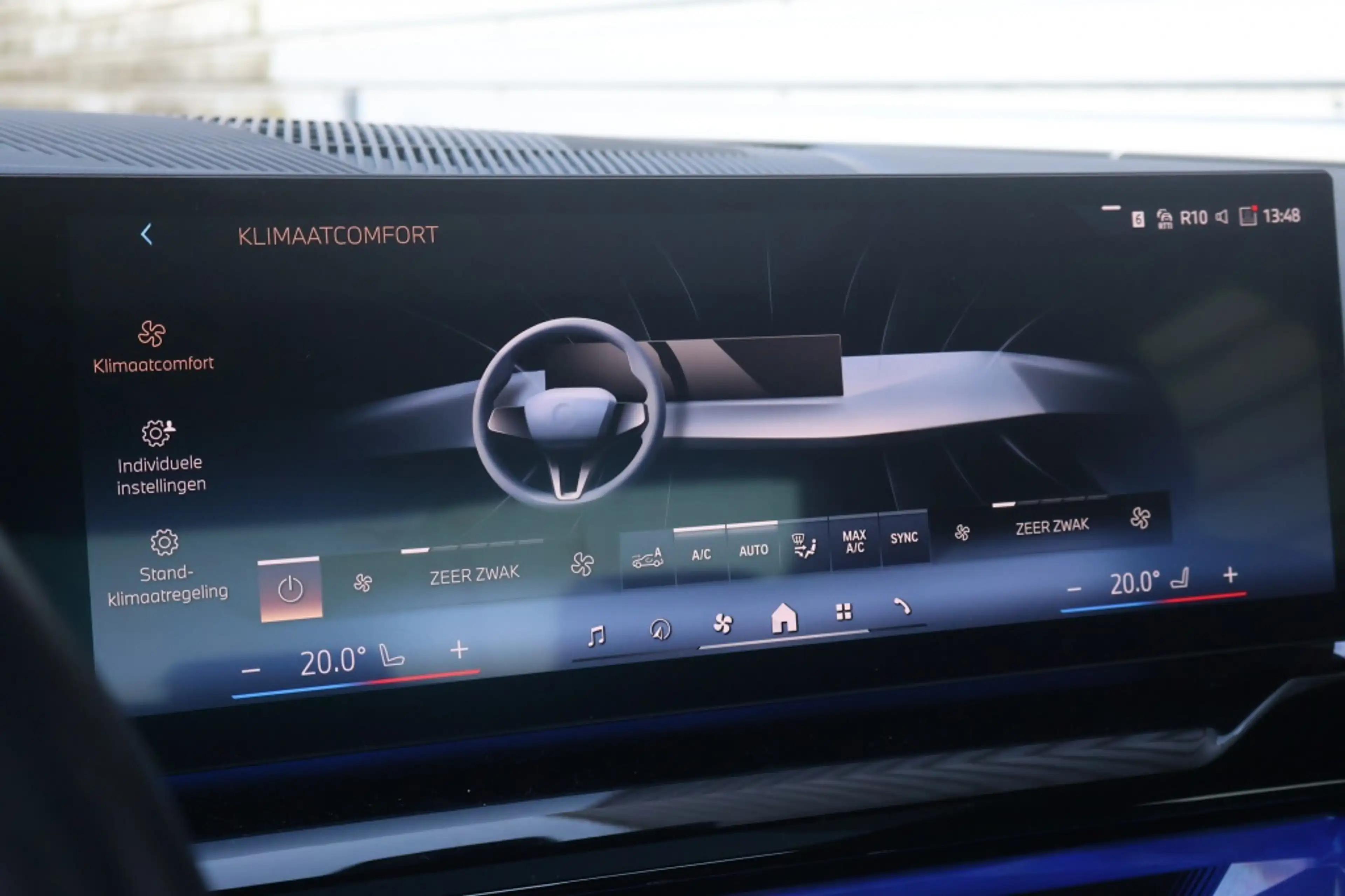 BMW 550 5-Serie (g60) 550e M-Sport 490pk xDrive | Pano | B — photo 32