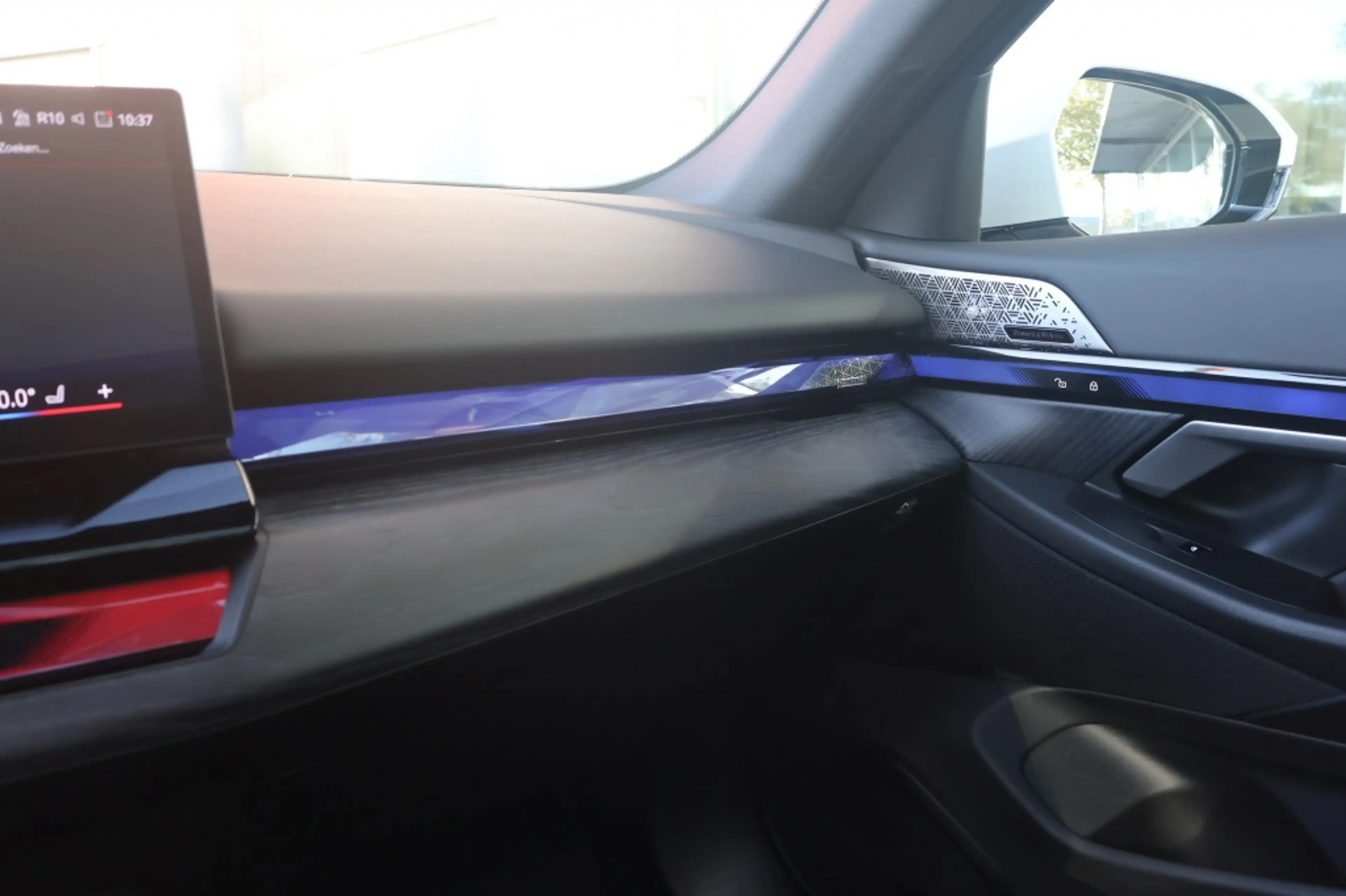 BMW 550 5-Serie (g60) 550e M-Sport 490pk xDrive | Pano | B — photo 30