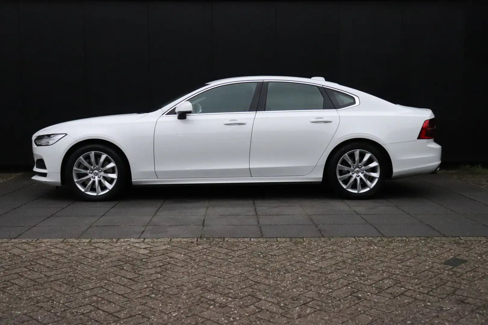 Volvo S90 2.0 T4 Momentum | CAMERA | VIRTUAL COCKPIT | CRUIS Blanc - 2