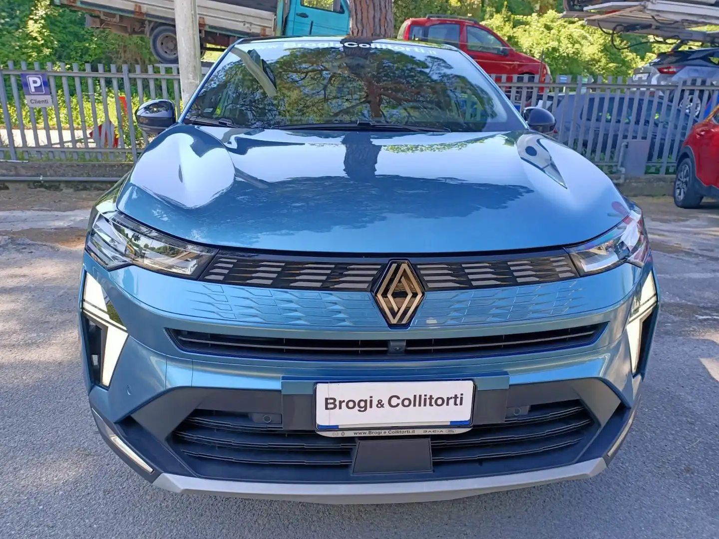 Renault Symbioz Full Hyb. E-Tech 145 CV Iconic Blu/Azzurro - 2
